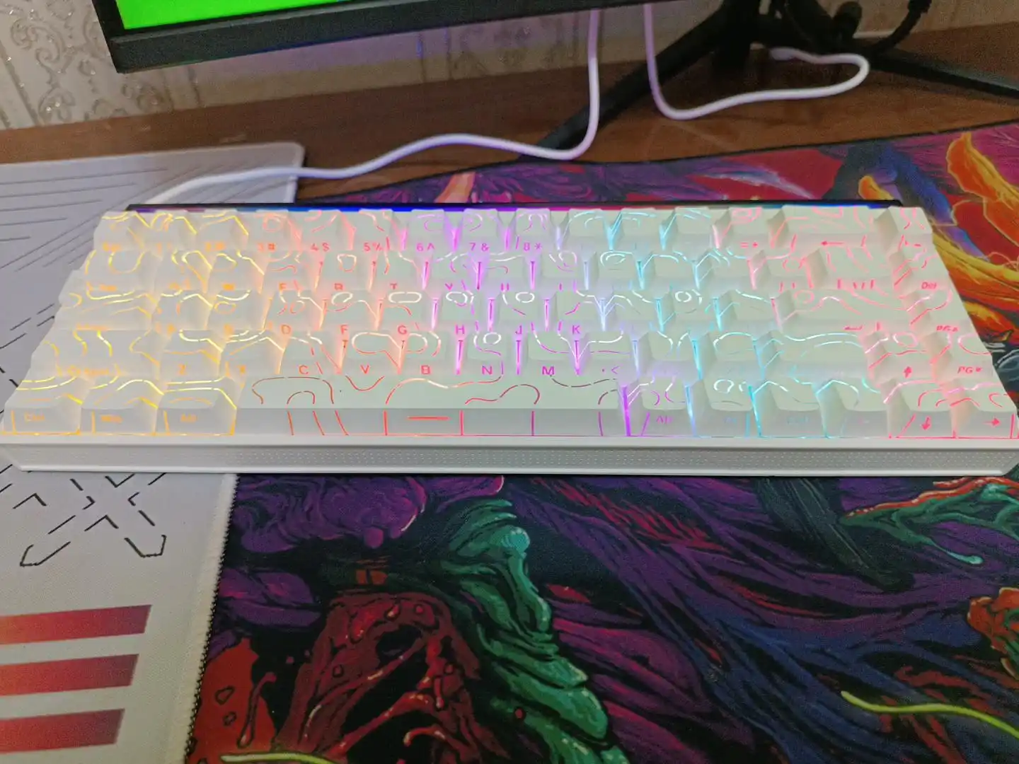 Geymerlar uchun RGB yoritilgan AJAZZ o‘yin klaviaturasi mexanik / membranali