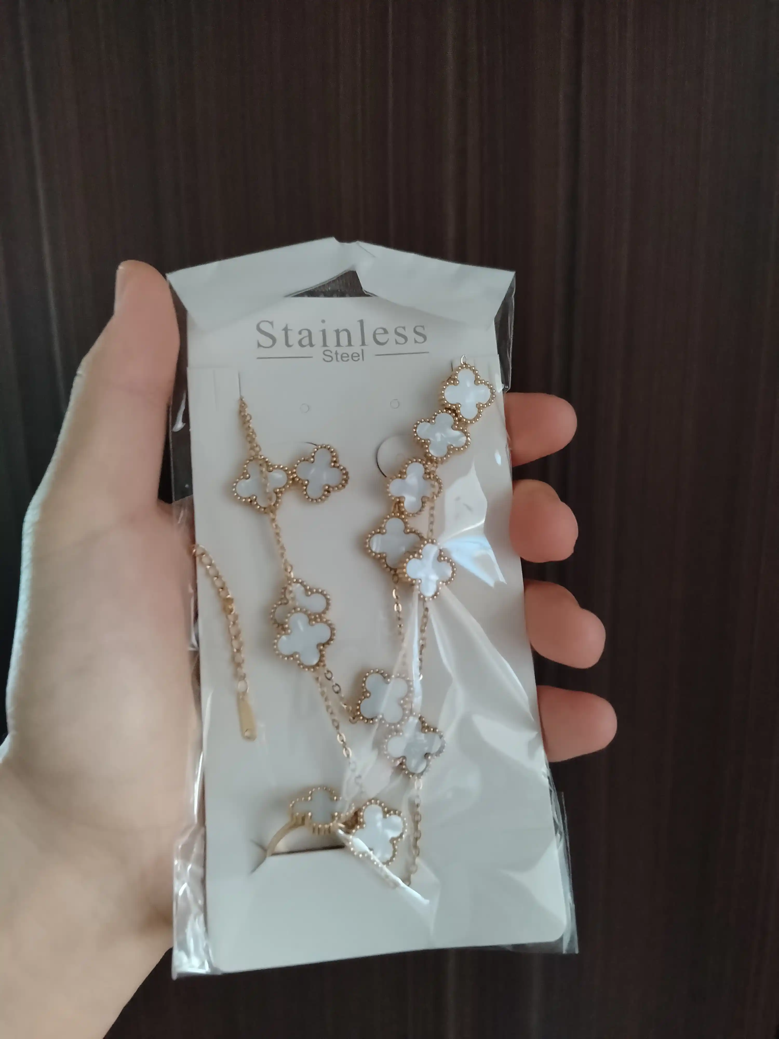 Ayollar, qizlar uchun premium 4 tasi 1 da to‘plam, zanjir, uzuk (16-20), bujiteriya, Van Cleef