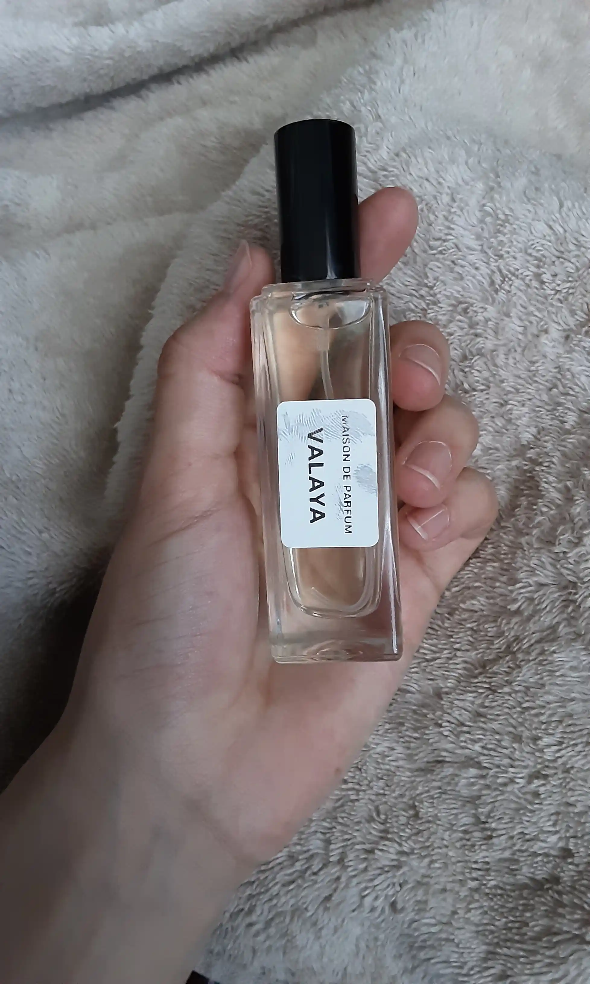 Parfums de Marly Valaya — унисекс цветочно-мускусный аромат, 3–50 мл