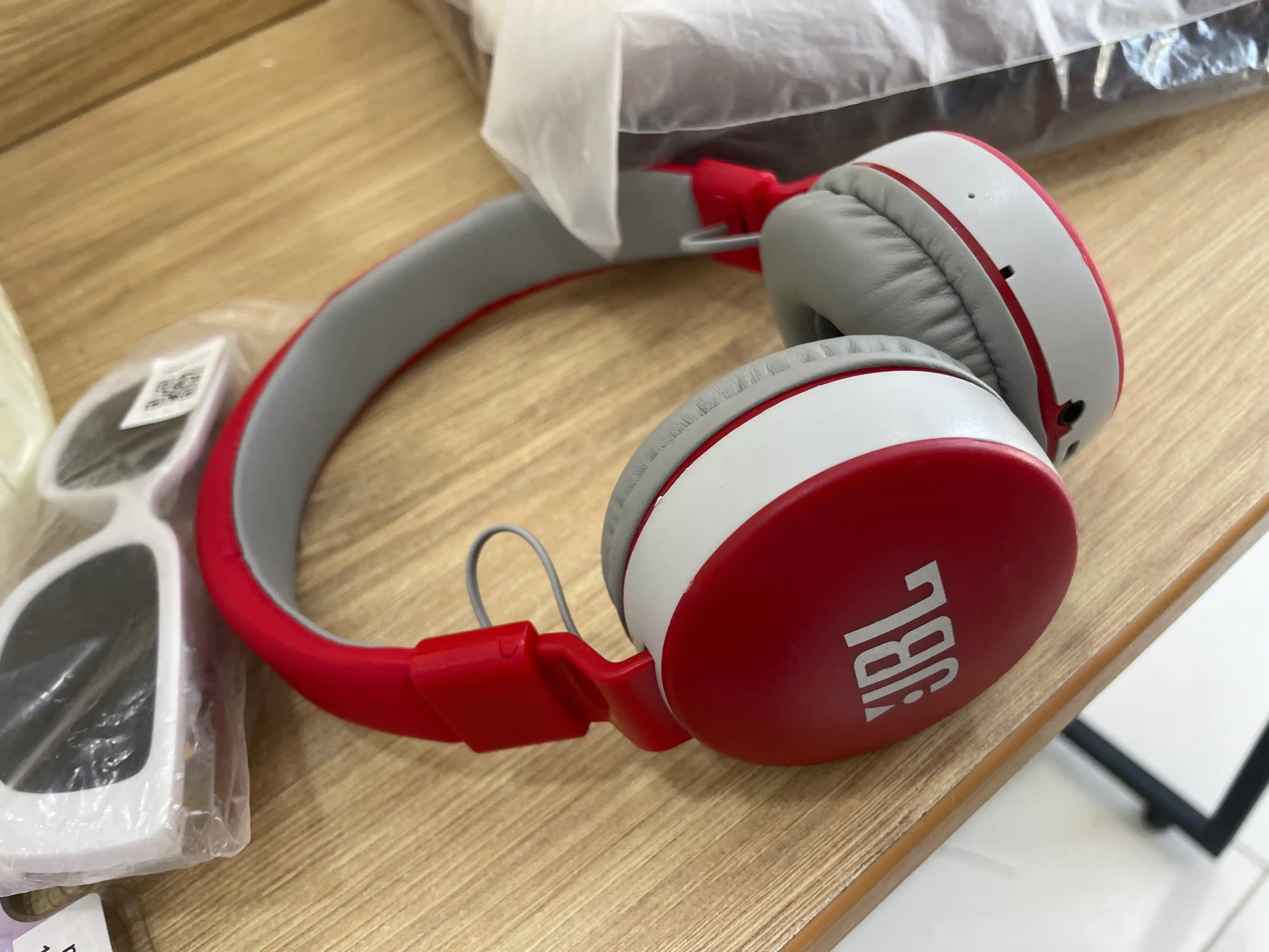 MS-881A Simsiz Bluetooth Quloqchin, AUX va SD Card Qo‘llab-quvvatlaydigan Headphone