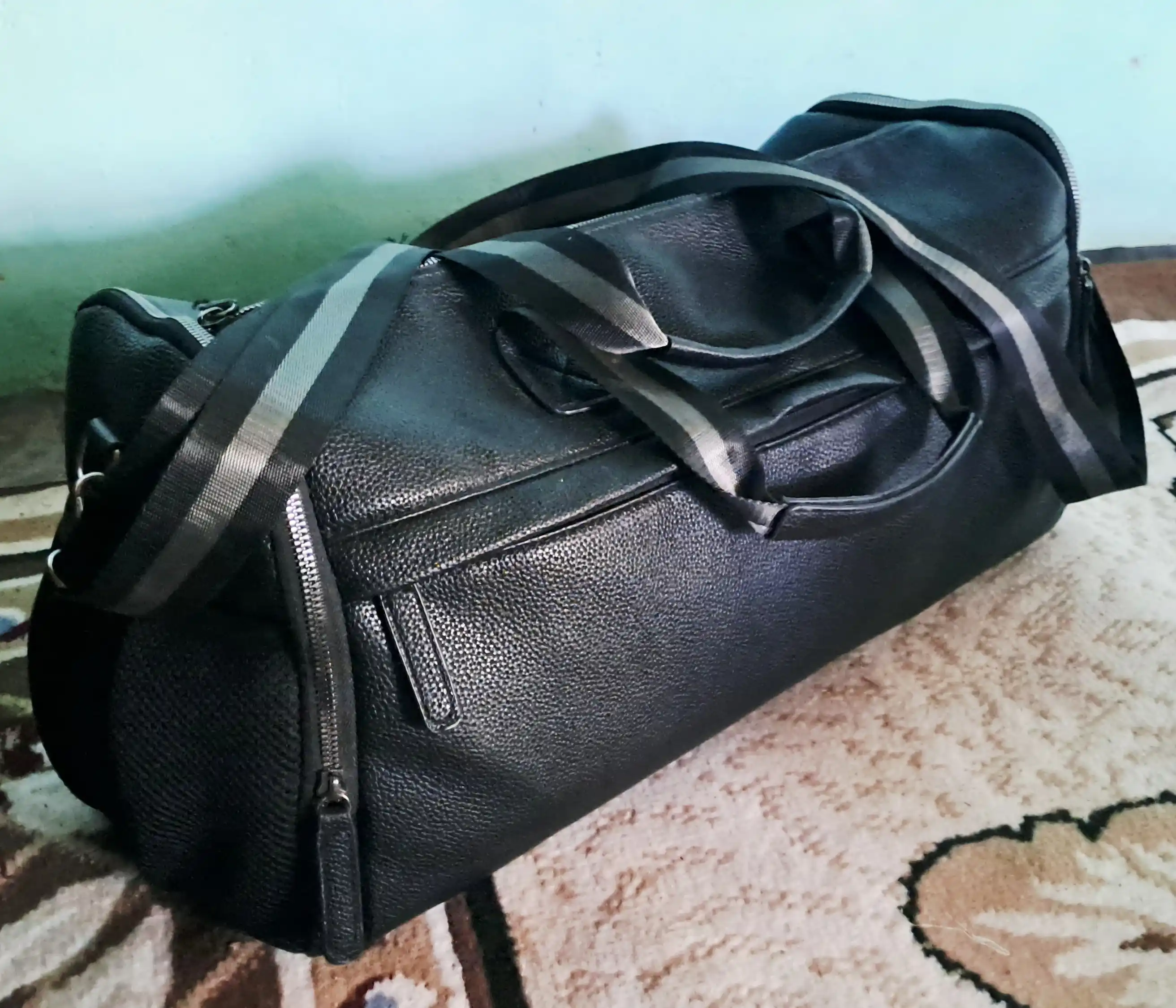 Sport sumkasi, kundalik va yo‘l sumkasi, sayohat uchun