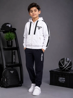 Белый
