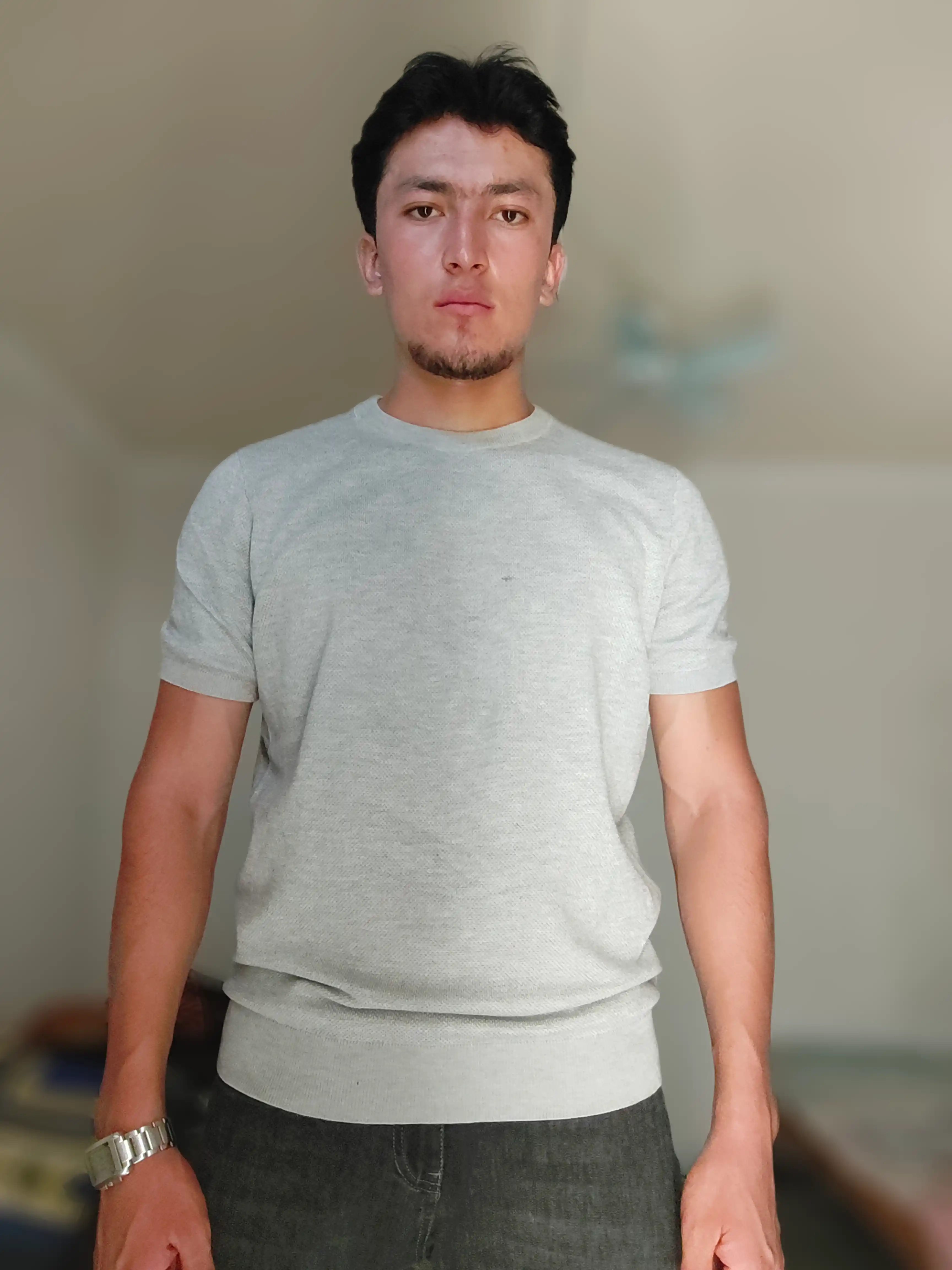 Свитер с круглым вырезом Slim Fit JT9503-2372 