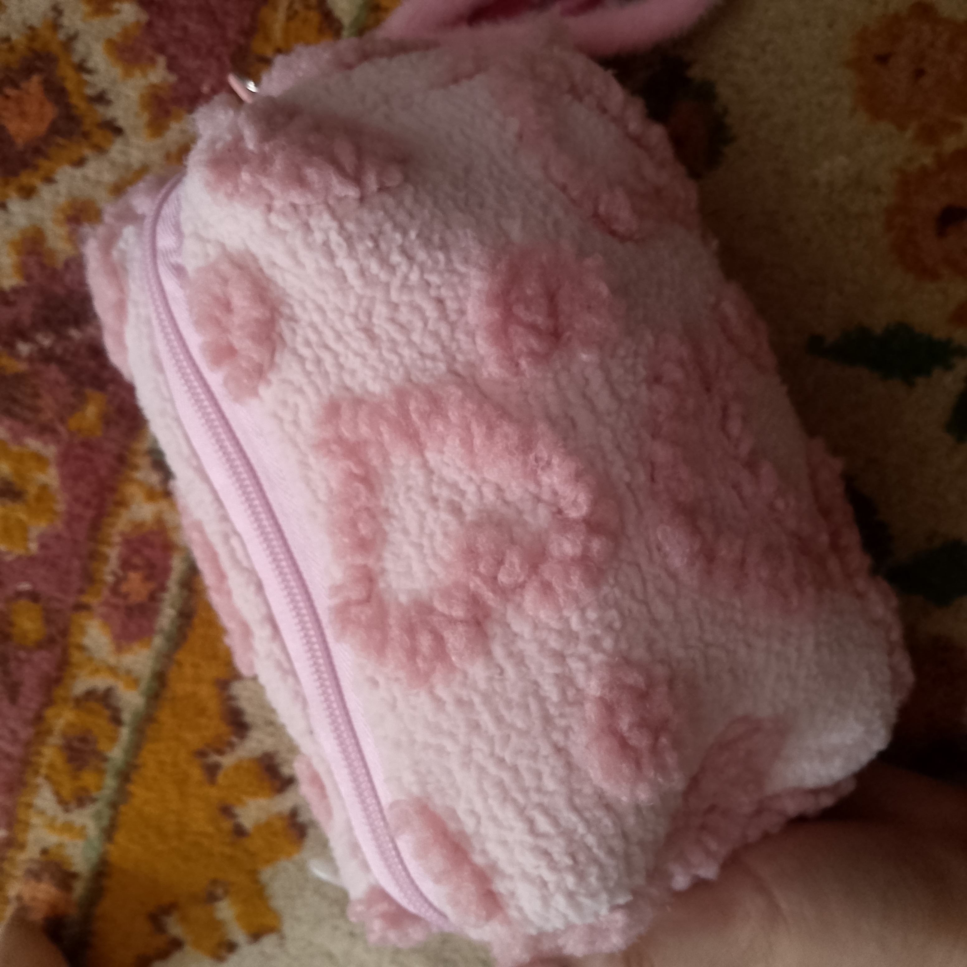 Kosmetik sumka ayollar va qizlar uchun, yurakchali, 3 xil rangda