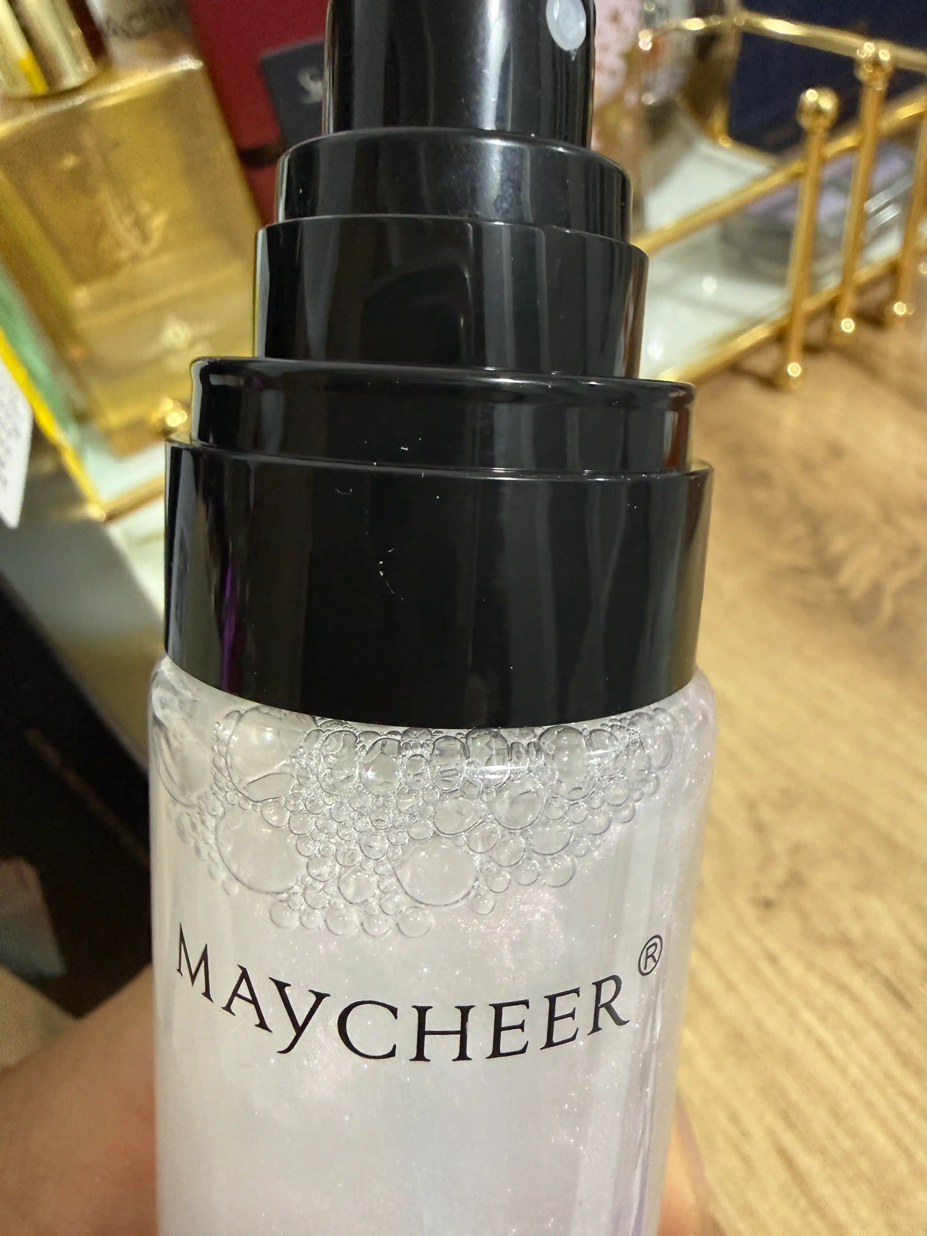 Mukammal pardoz uchun "Maycheer" fiksatsiyalovchi spreyi, 100 ml