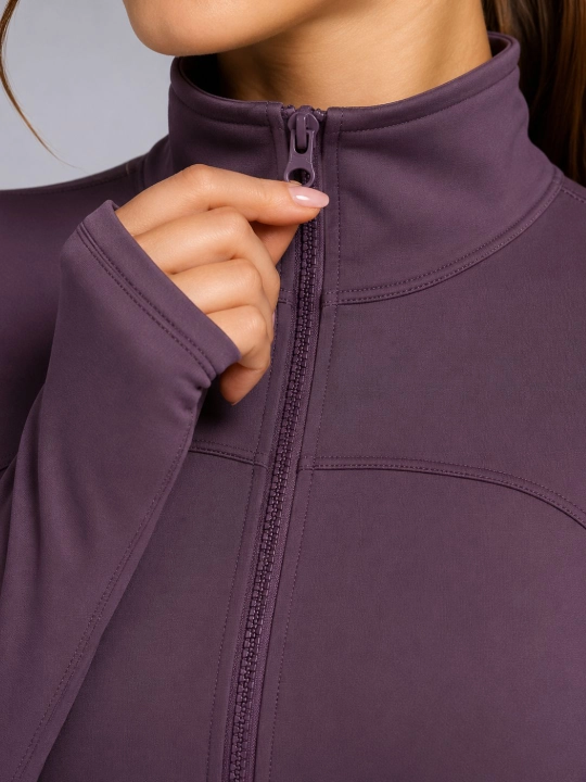 Rashgard — ayollar uchun fermuarli sport kostyumi, o'lchamlari: M–XXL (46-52)