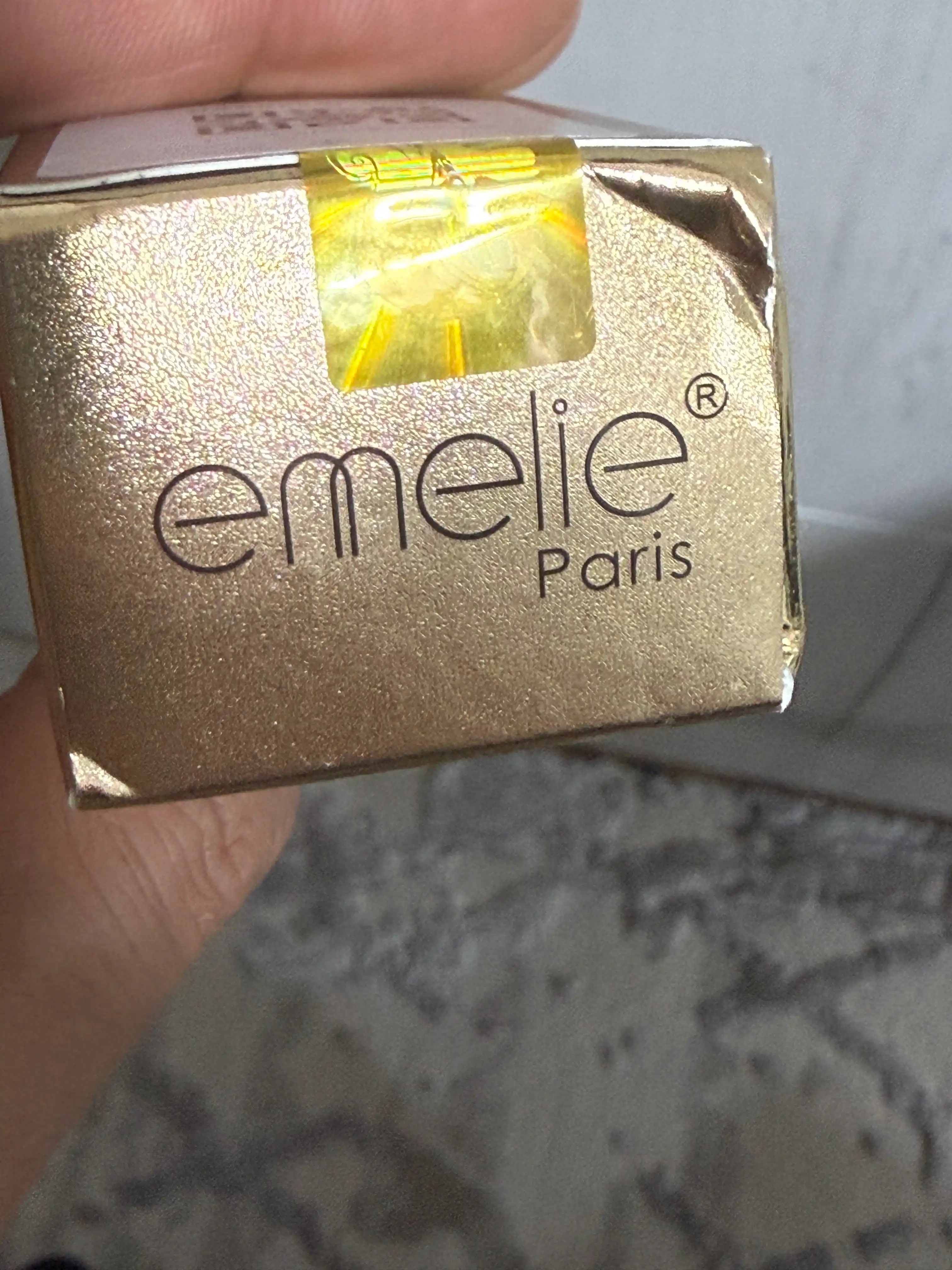 Основа под макияж EMELIE 24K GOLD, база под макияж для лица, праймер, тональная основа 15 г