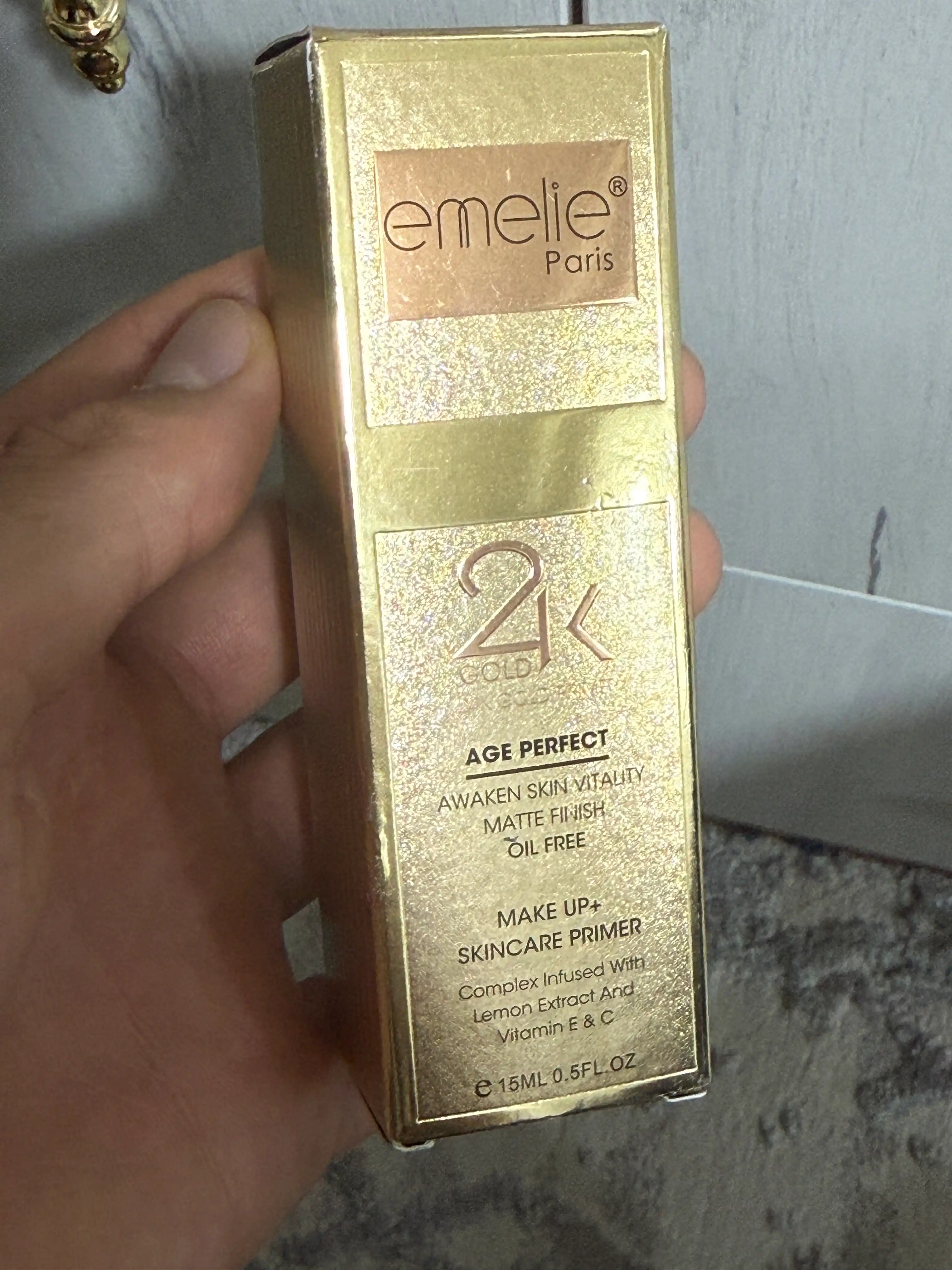 Основа под макияж EMELIE 24K GOLD, база под макияж для лица, праймер, тональная основа 15 г