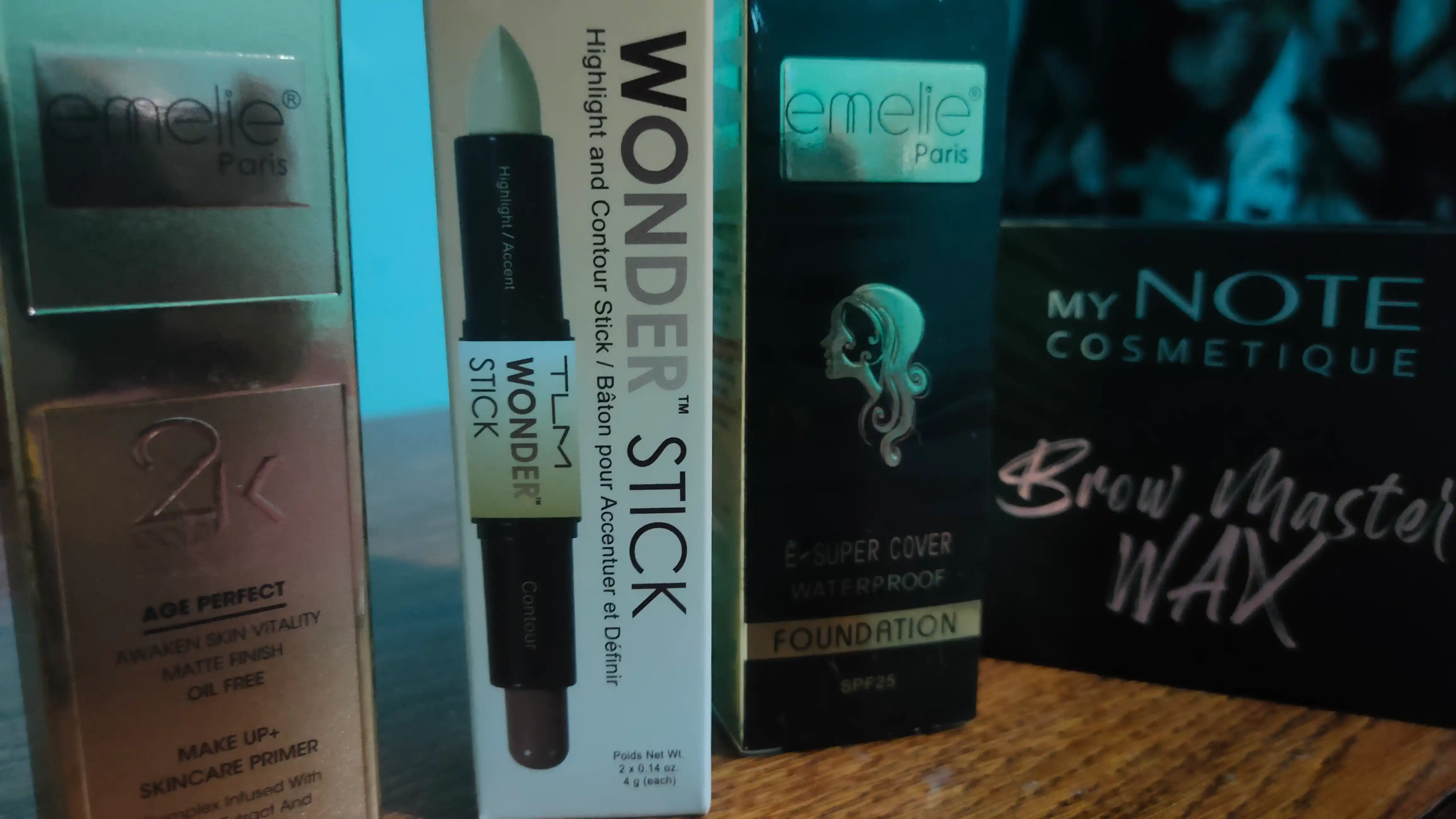 EMELIE 24K GOLD bo'yanish bazasi, yuz bo'yanish bazasi, primer, tonal krem