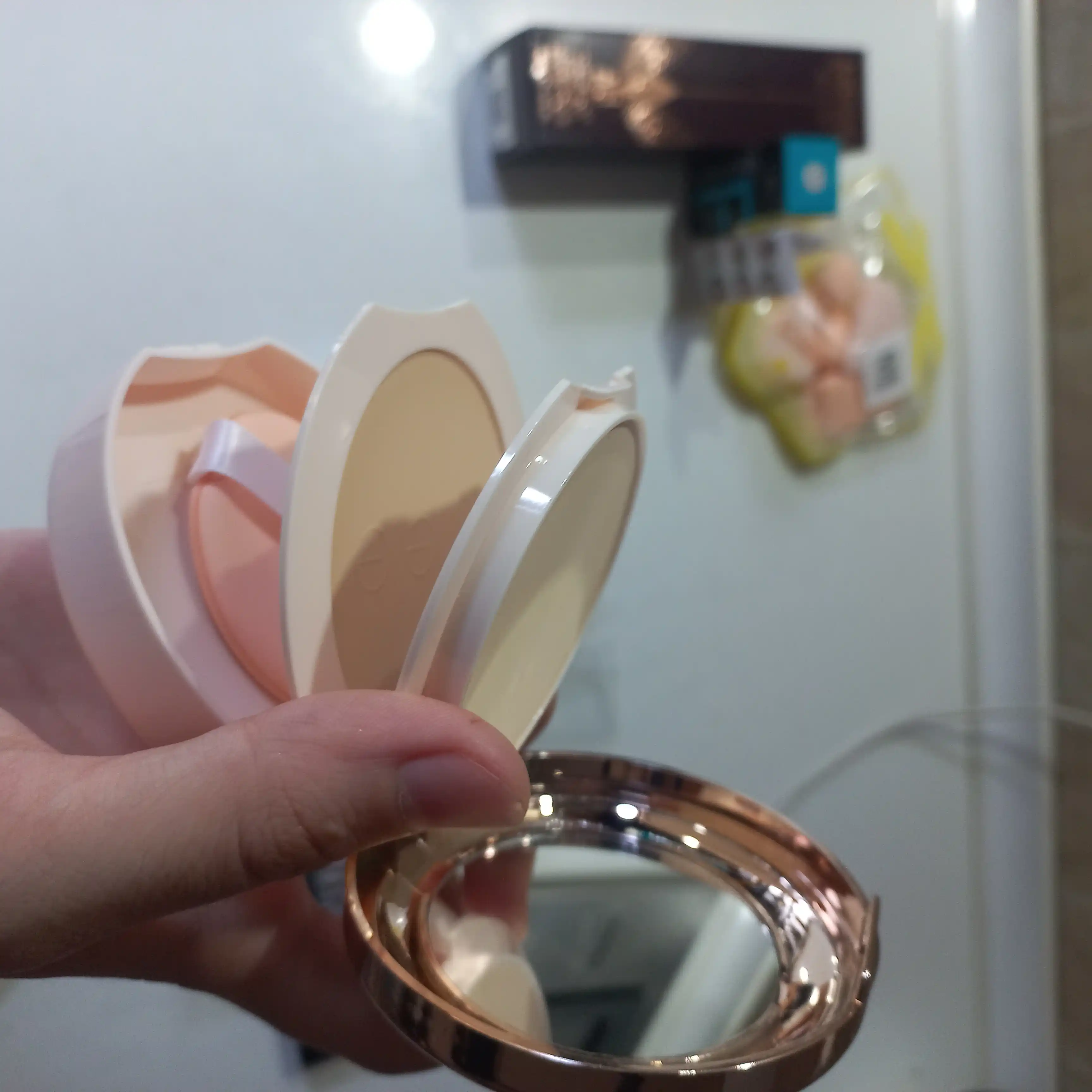 Пудра для лица Emelie BB/HD компактная Matte Powder, SPF, матовая, стойкая