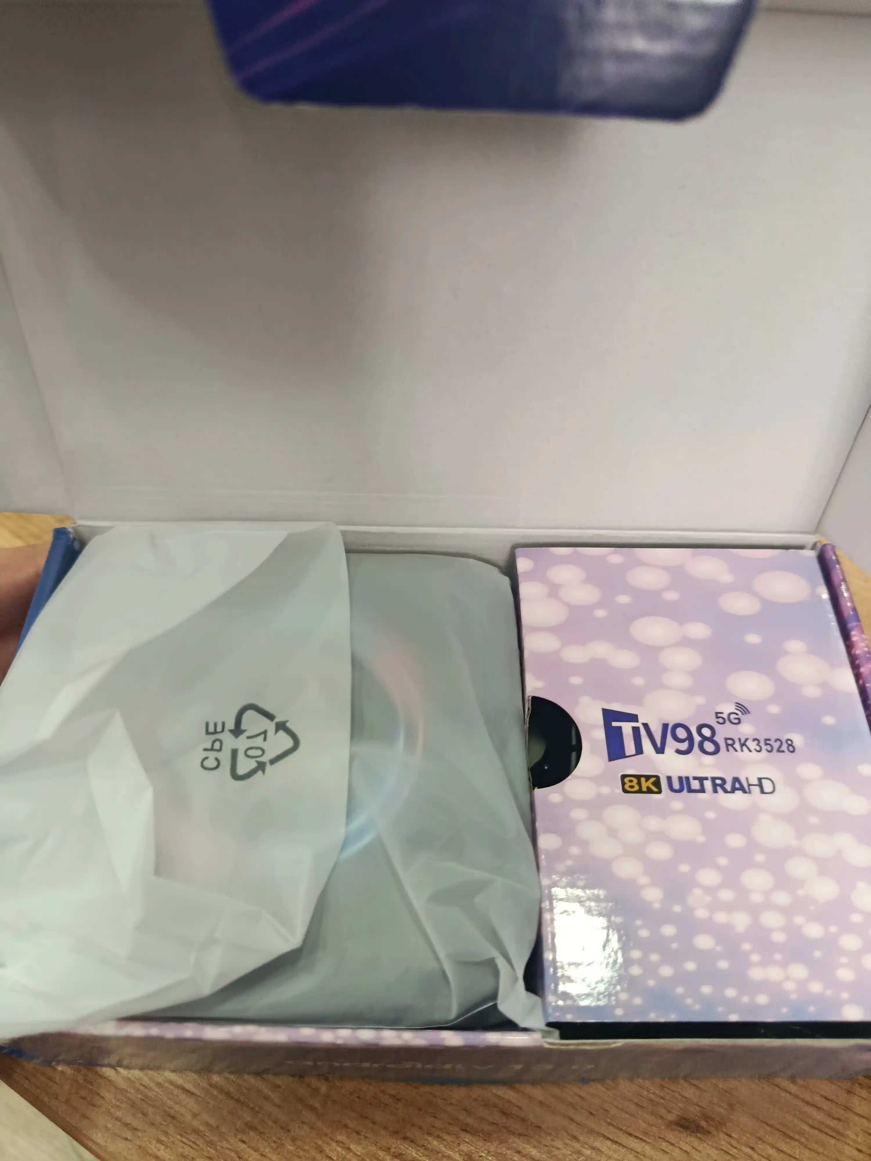 Smart TV pristavkasi, televizor pristavkasi, Smart TV Box