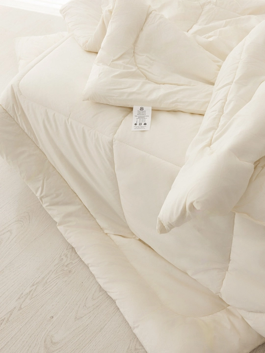Qalin junli adyol Sleep&Beyond 200×220 sm , sovuq mavsum uchun juda issiq adyol
