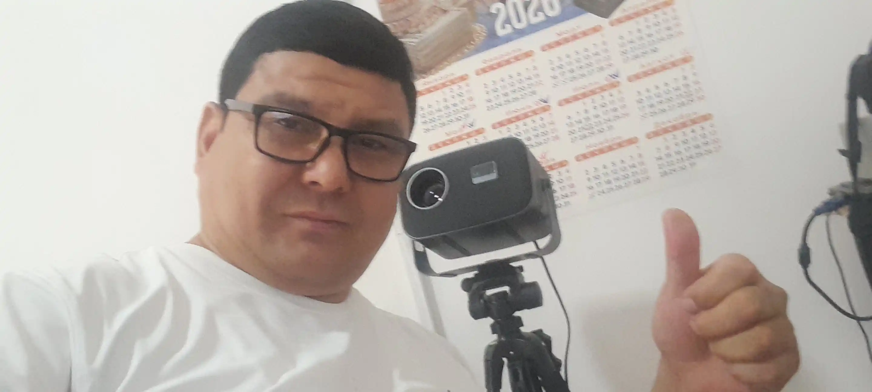 A10 Plus film proyektori, Android 4K proyektori + Wi-Fi, Bluetooth, HDMI