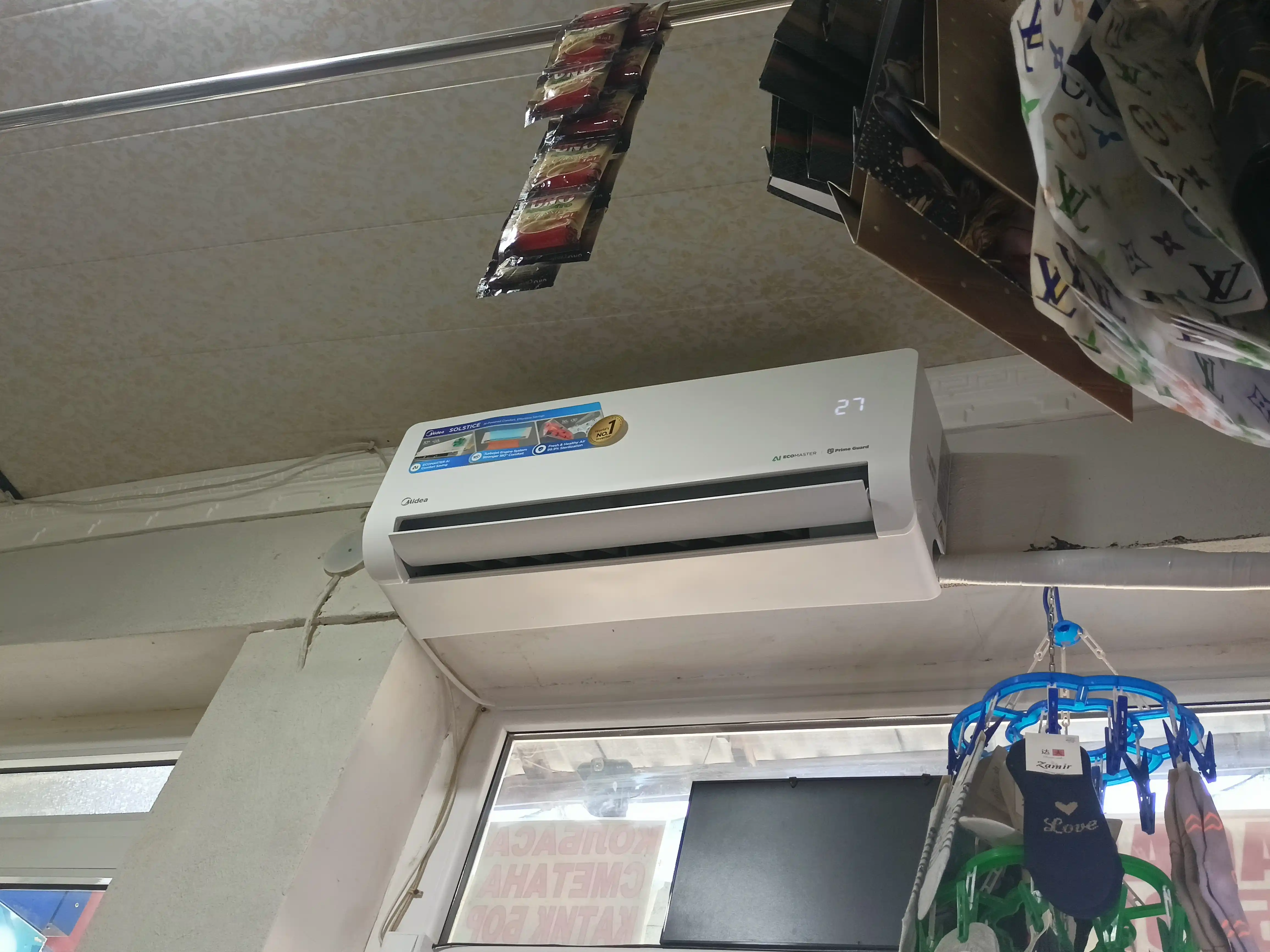 Кондиционер Midea ALBA PRO Inverter, тихий, экономия до 30%, низкое напряжение