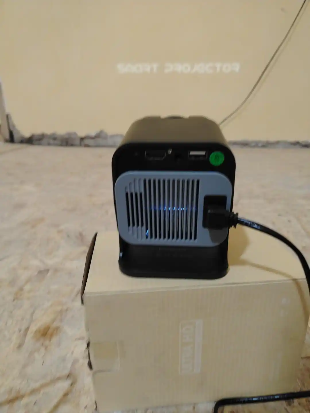 Мини проектор HY320 Mini, домашний кинотеатр смарт проектор