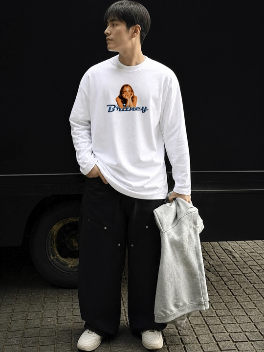 MICONIC Britney Spears printli oq uniseks oversayz longsliv