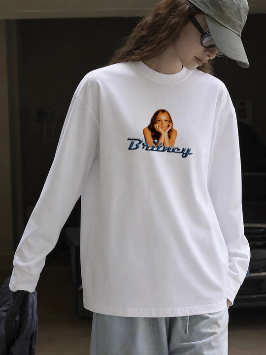 MICONIC Britney Spears printli oq uniseks oversayz longsliv