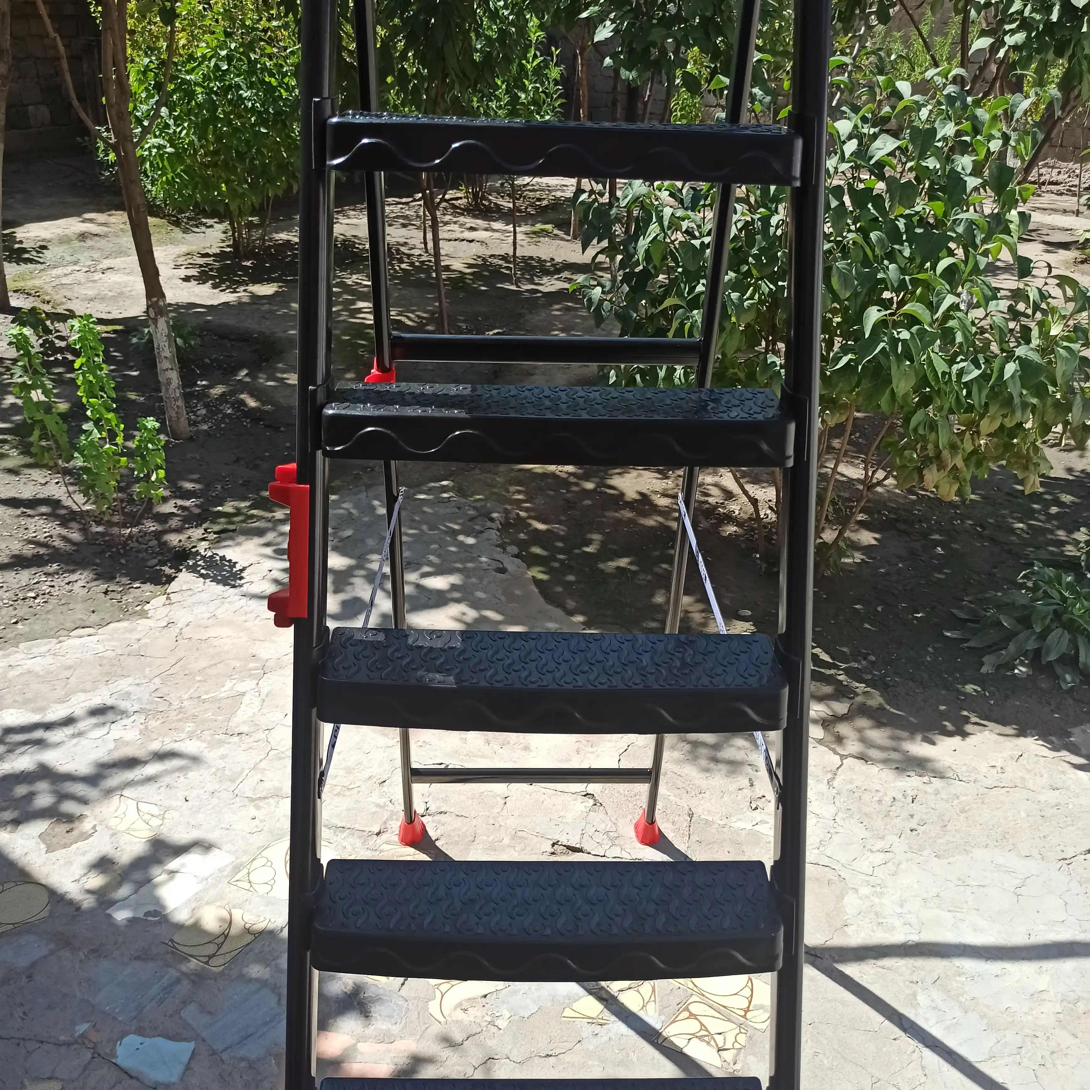 Perilla Comfort yigʻma narvon, qurilish narvoni, 250 kg gacha, lotok va tutqich bilan