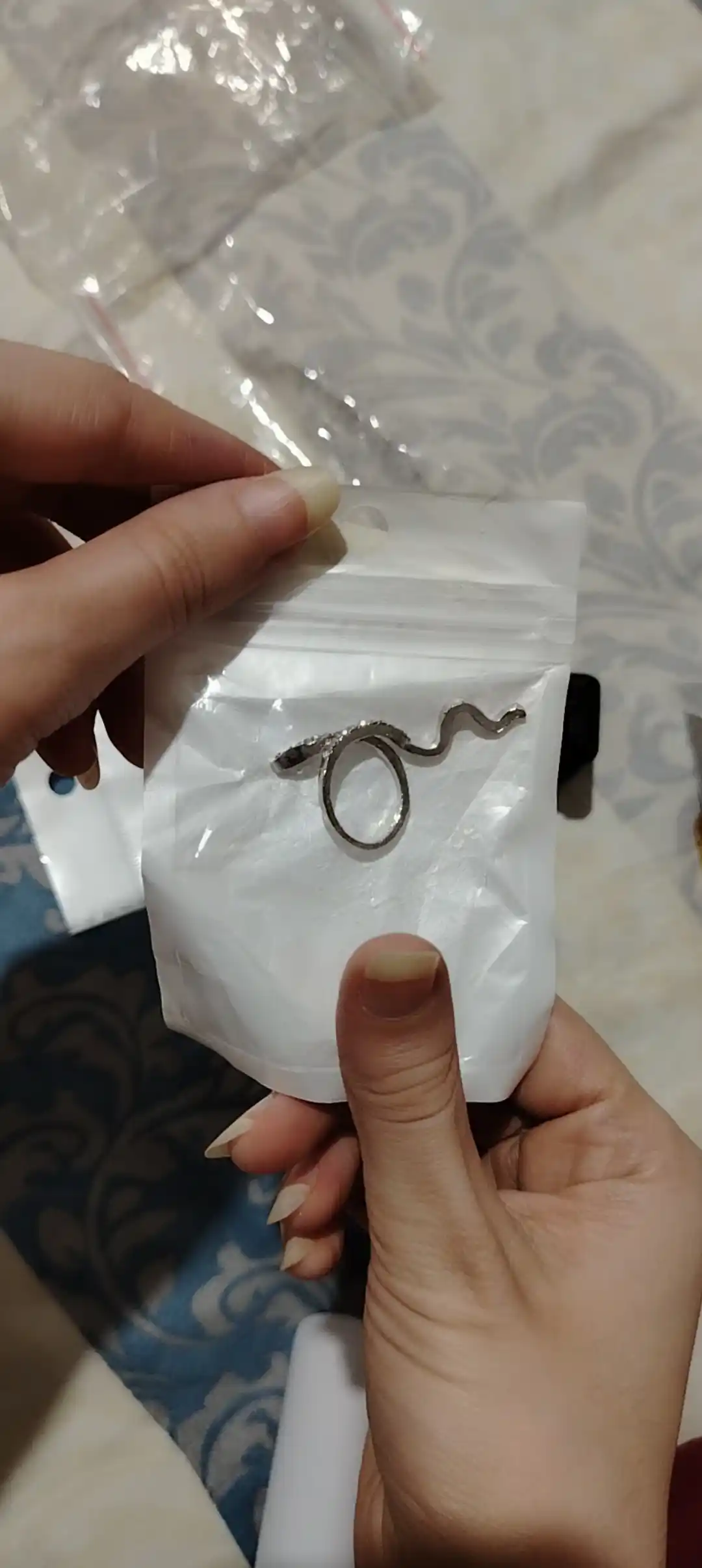 Ayollar uzugi