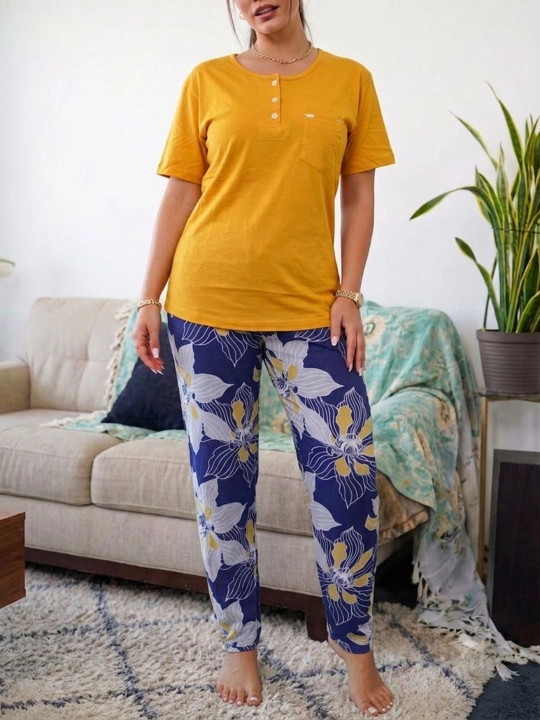 Uy kiyimi, pijama, kalta yengli