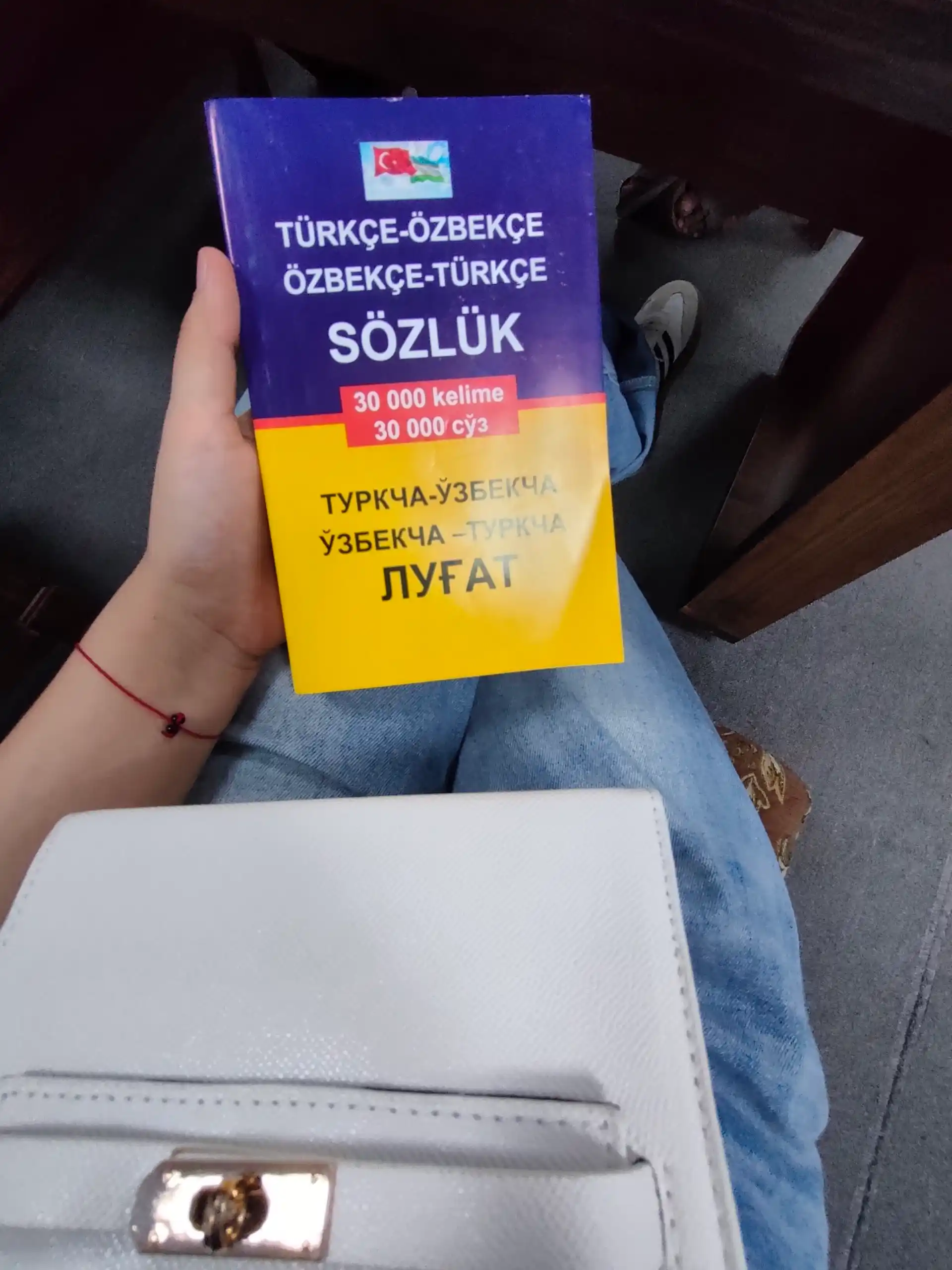 Turkcha - o'zbekcha va o'zbekcha - turkcha lug'at, 30 000 soz