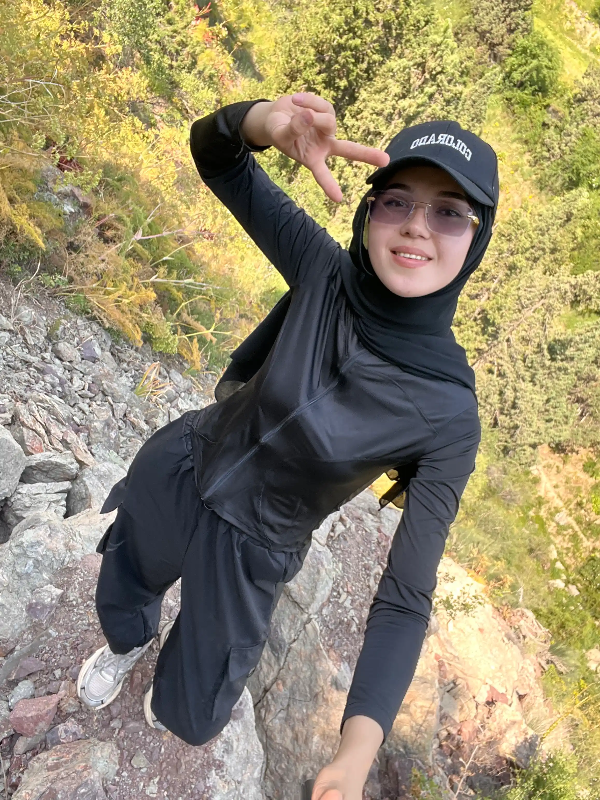 Ayollar cargo shimi, keng fason