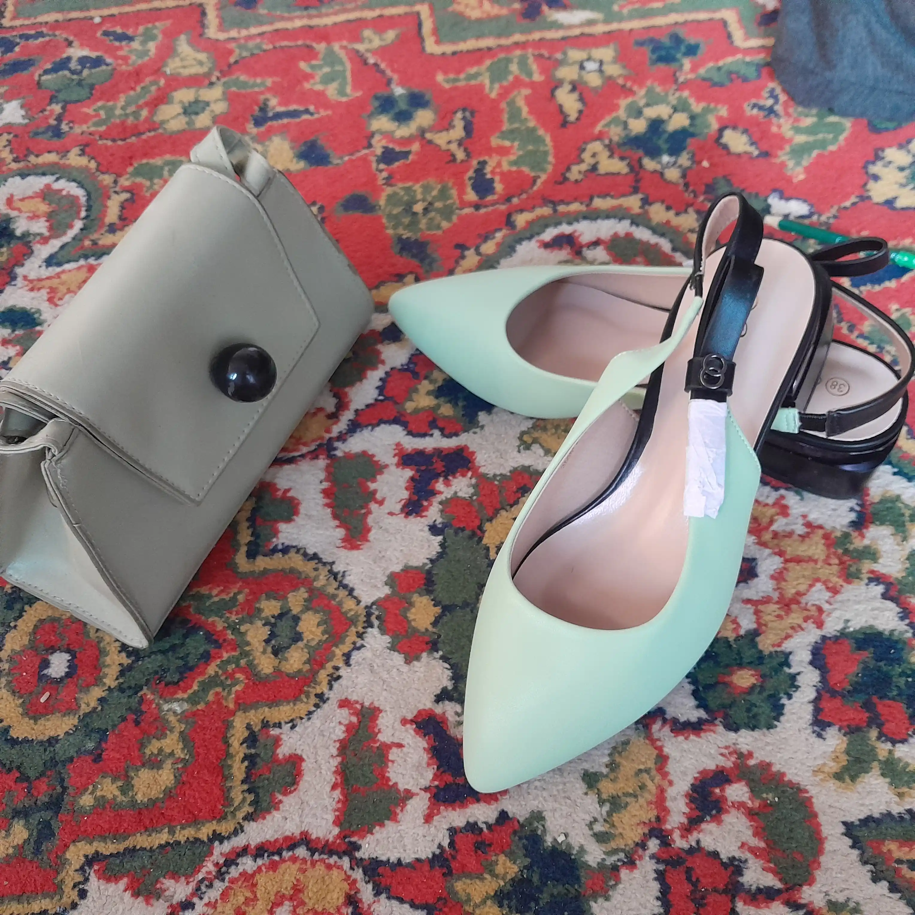 Женские лоферы slingback