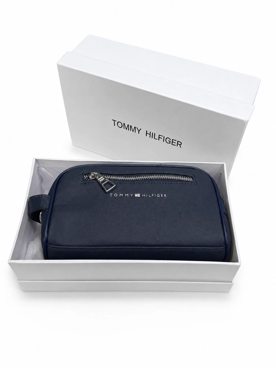 Erkaklar uchun Tommy Hilfiger barsetka, yelkaga osiladigan ixcham sumka