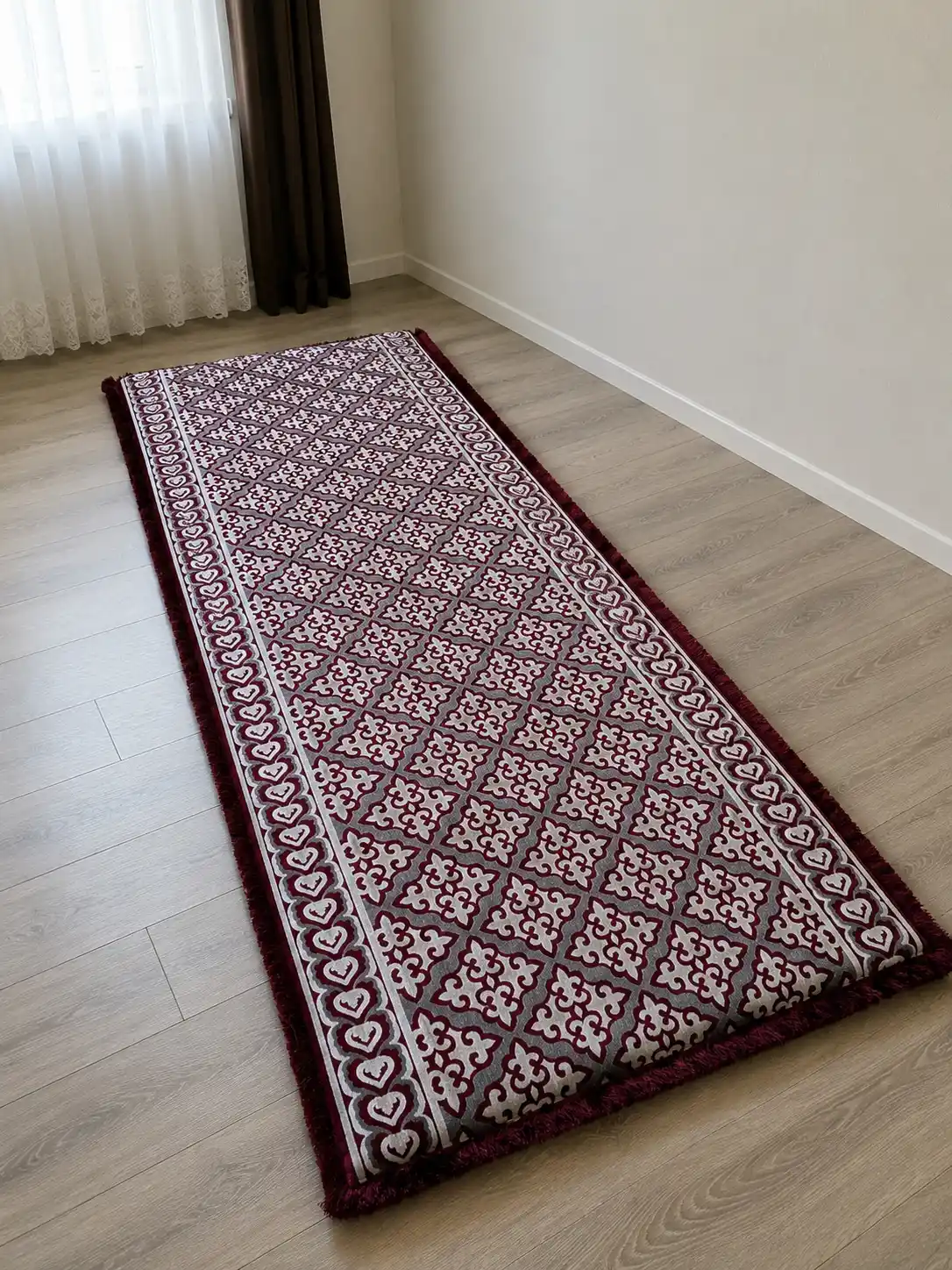 Molniya shaklidagi ko‘rpacha uchun velyur g‘iloflar to‘plami, 4 dona