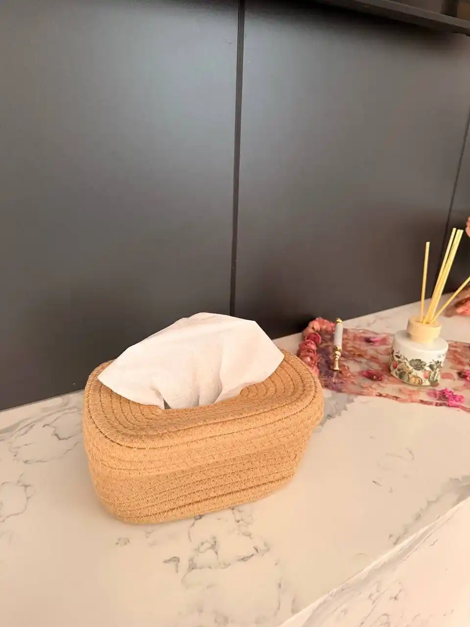 Premium dekorativ salfetka qutisi, minimalist rattan uslub, saqlash uchun