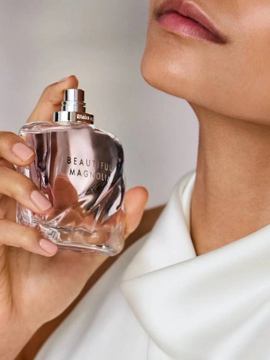 Beautiful Magnolia Estee Lauder HASHAMATLI ATIR SOVG'A TO'PLAMI Fragrance trio set