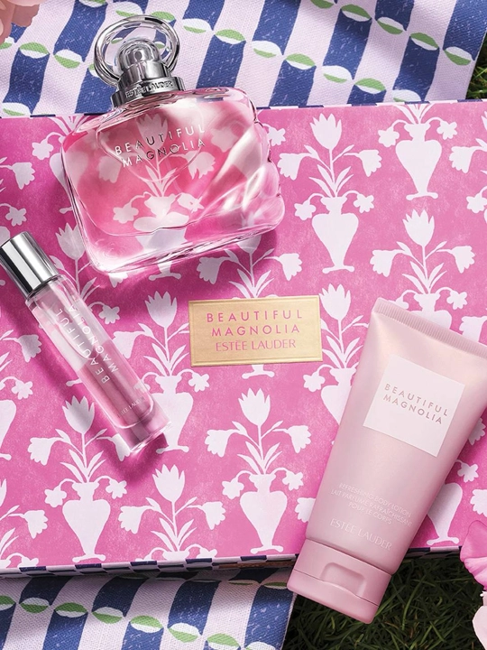 Beautiful Magnolia Estee Lauder HASHAMATLI ATIR SOVG'A TO'PLAMI Fragrance trio set
