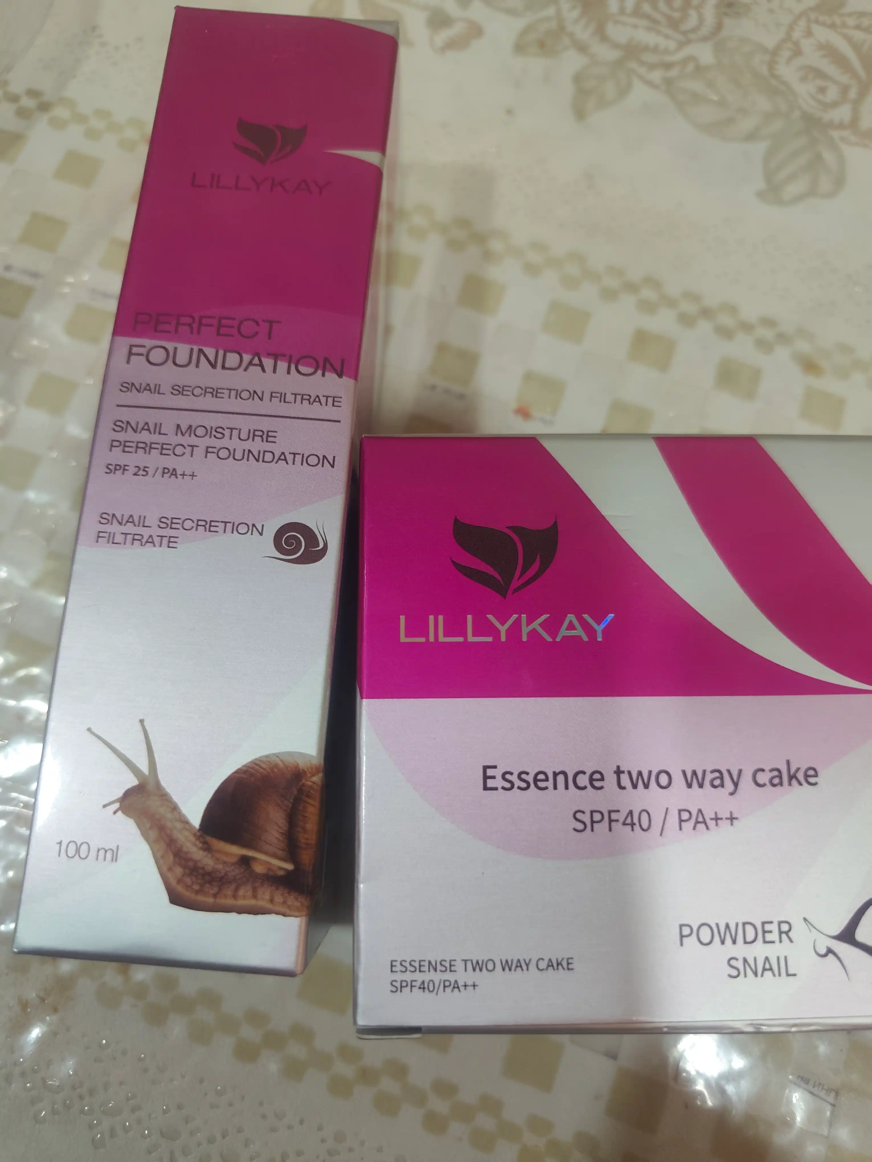 Lillykay tonal krem va pudra to‘plami SPF25/50, №13/21