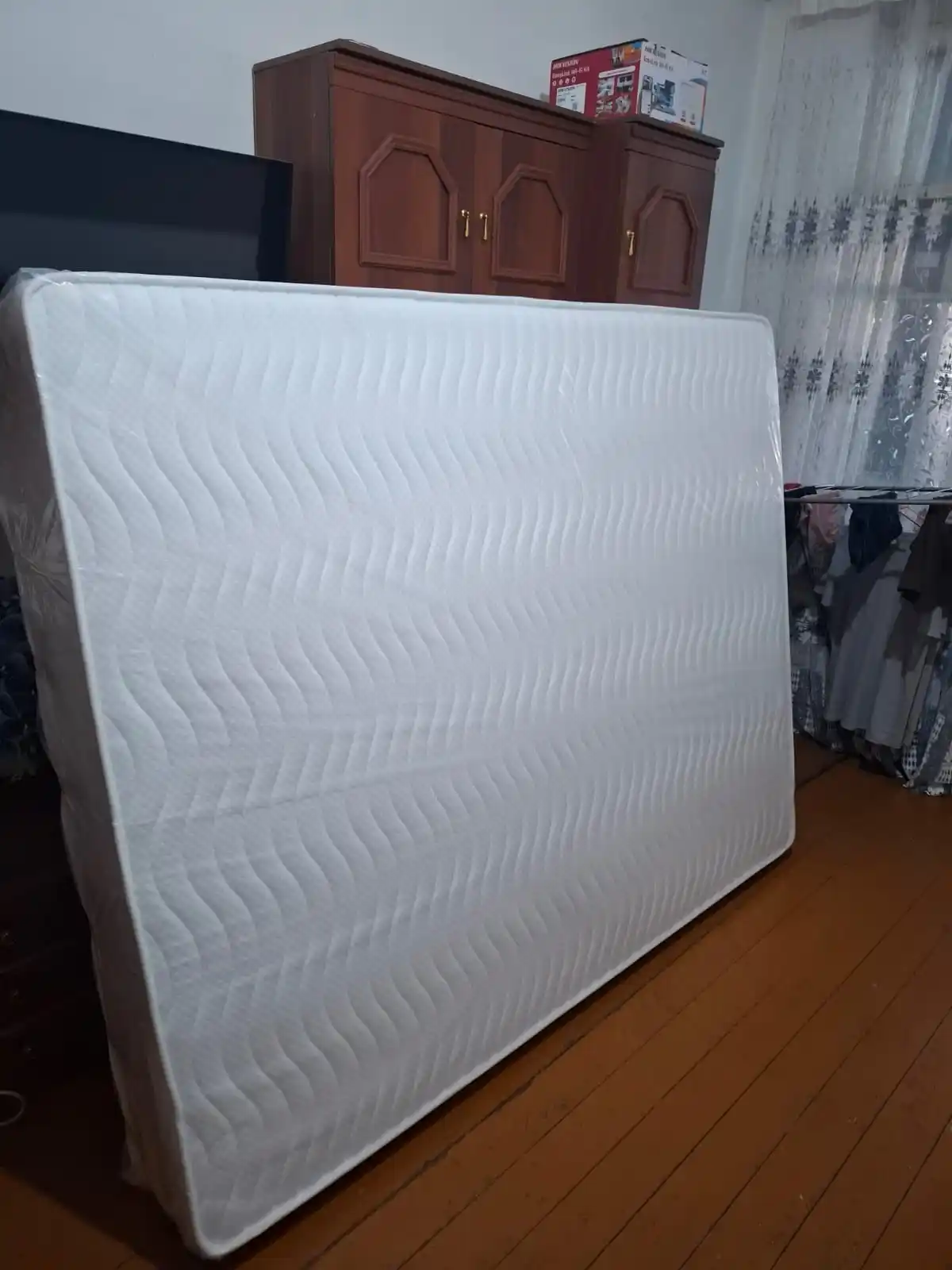 Matras Crystal, anatomik (bir kishilik va ikki kishilik, balandligi 29 sm)