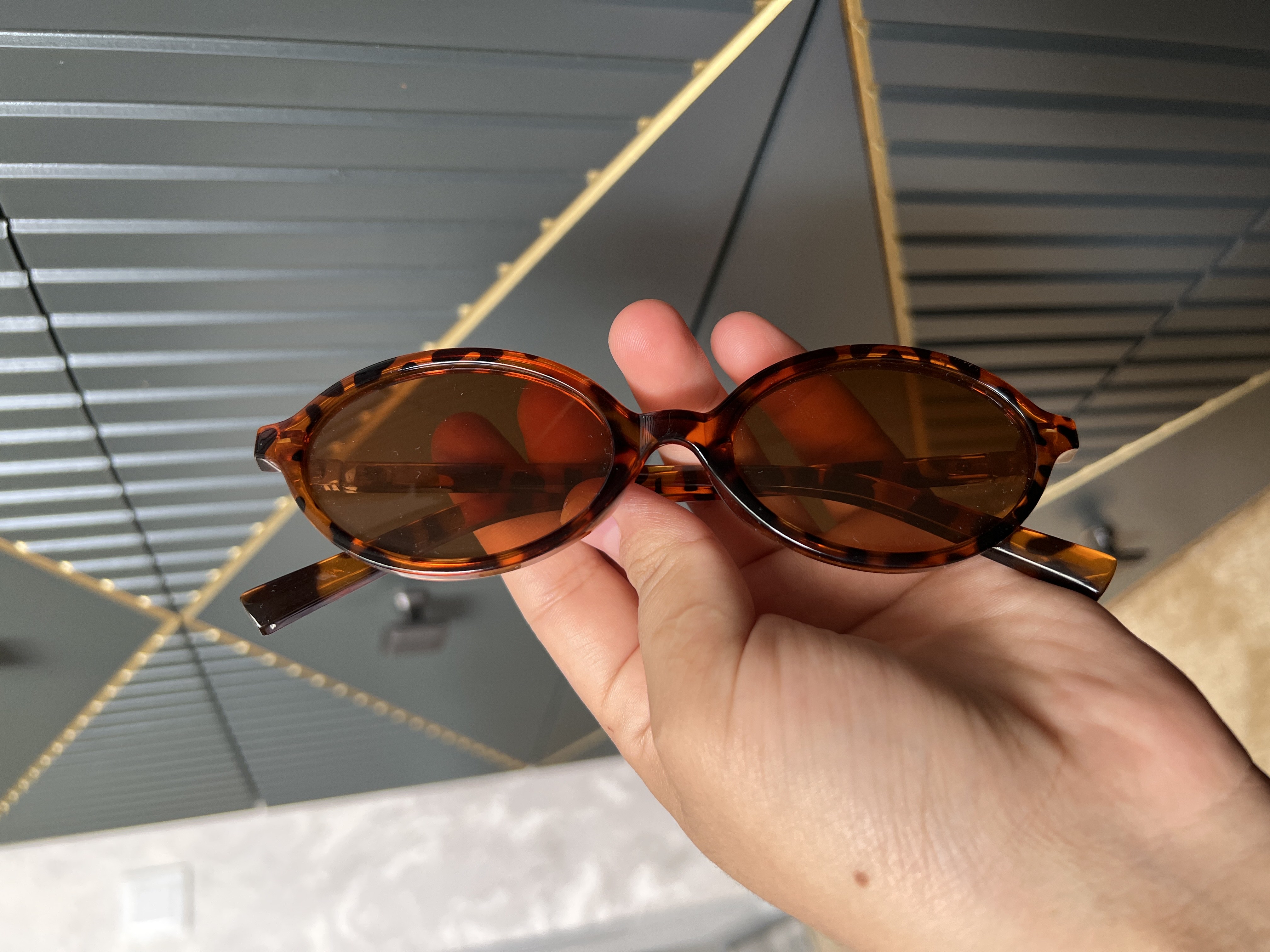 Ayollar ko‘zoynagi, retro uslubdagi MiuMiu quyoshdan himoyalovchi ko‘zoynagi, UV400 oval gardishli