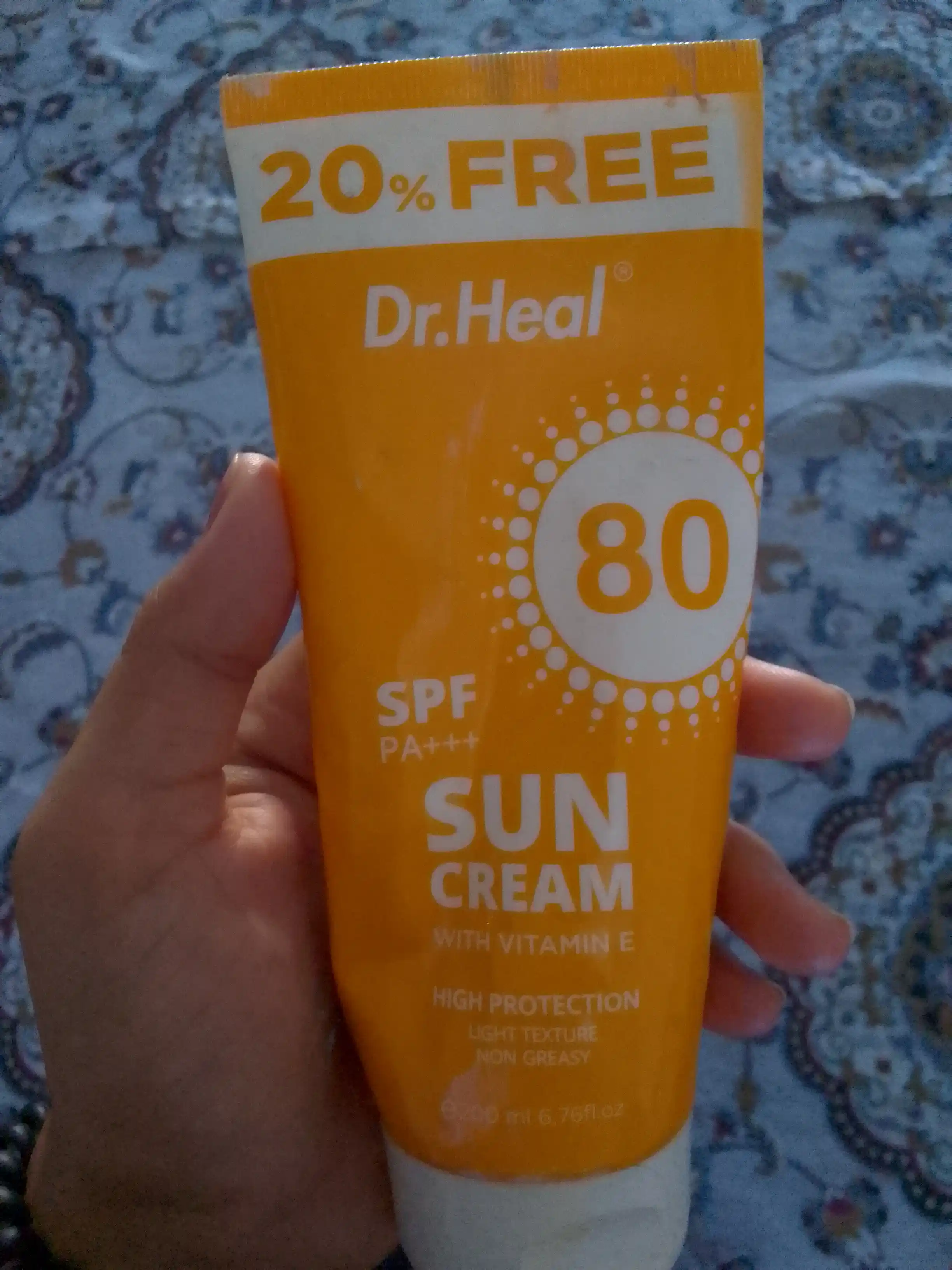 Quyoshdan himoya qiluvchi krem, SPF80 PA+++, 150 ml