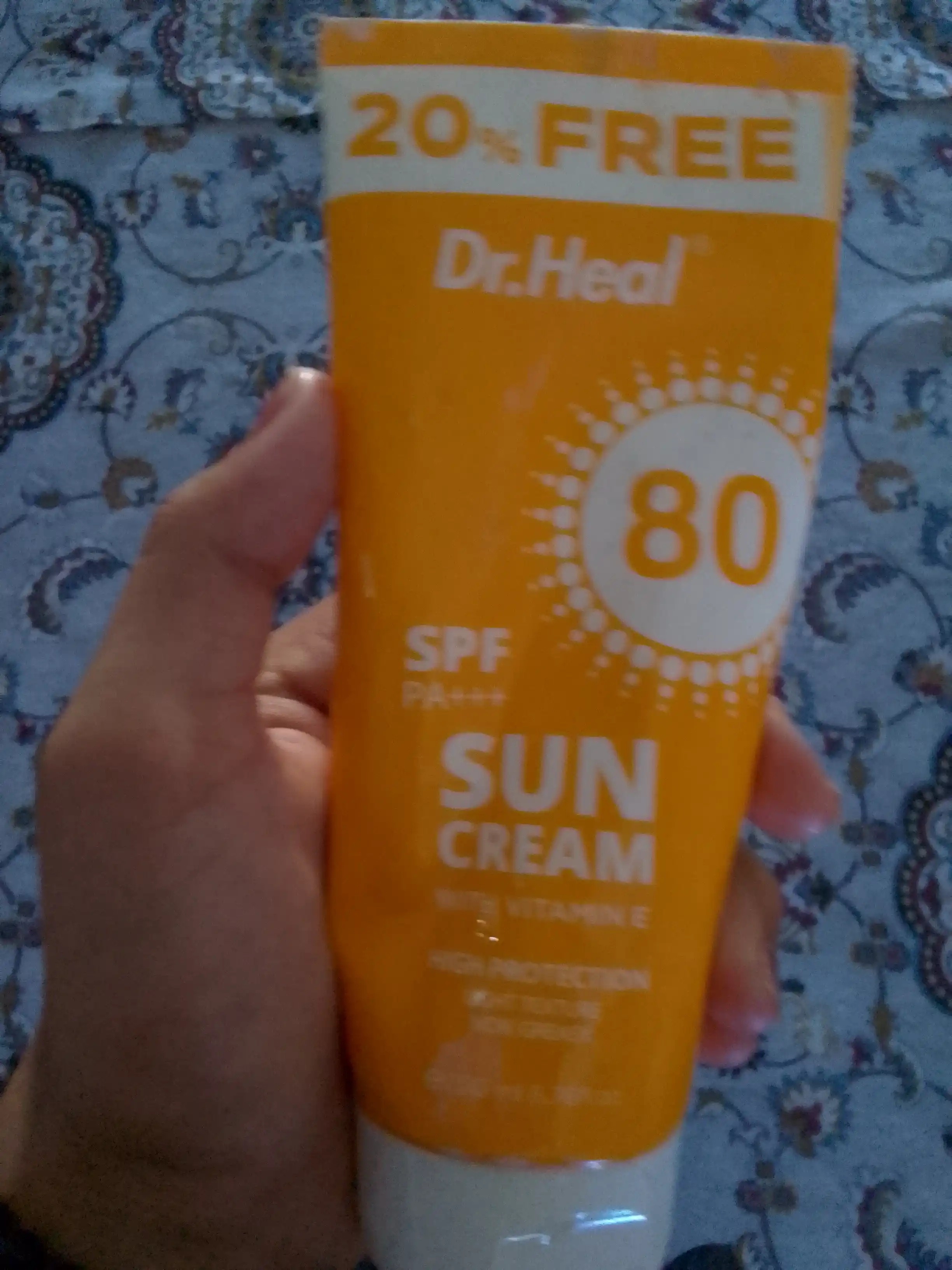 Quyoshdan himoya qiluvchi krem, SPF80 PA+++, 150 ml
