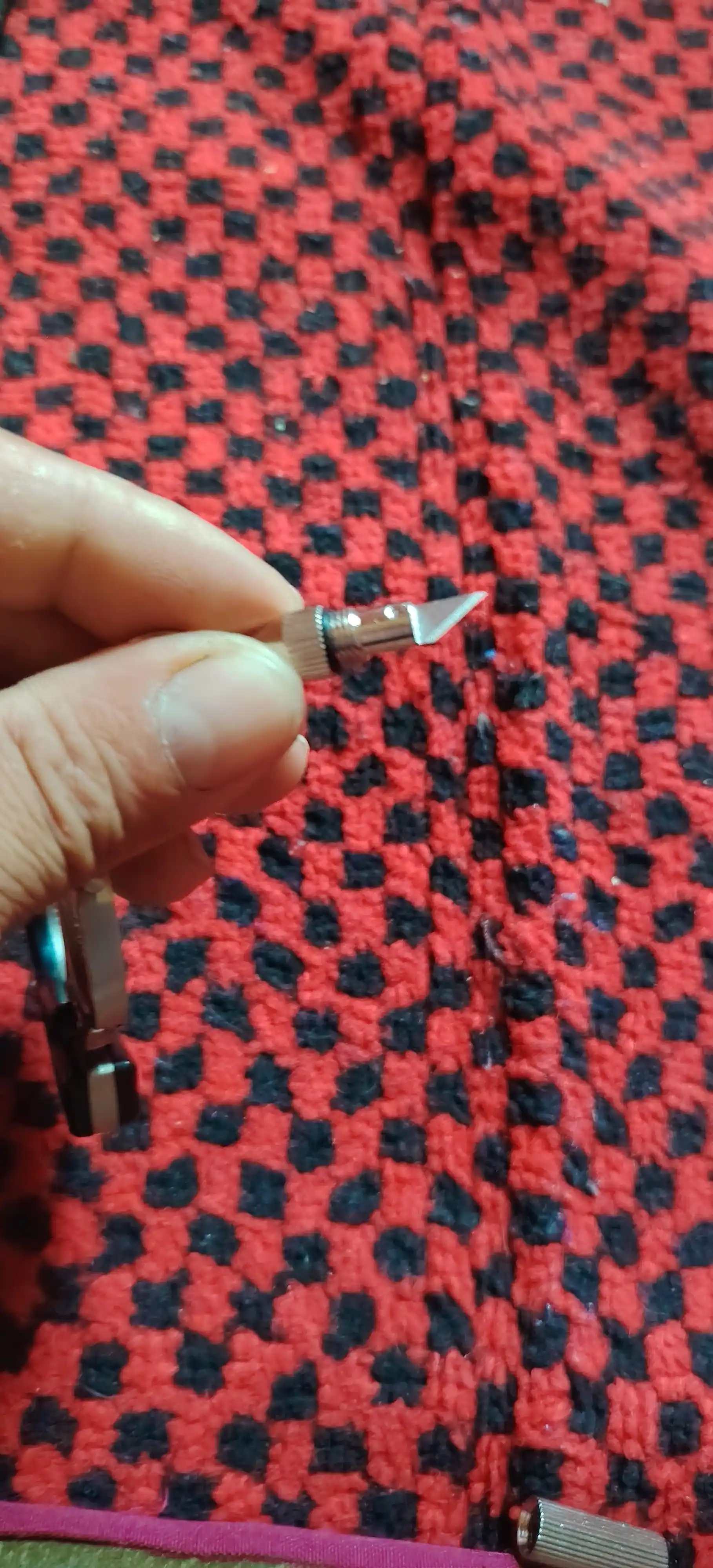 Kapsulali mini pichoq brelok, jezdan