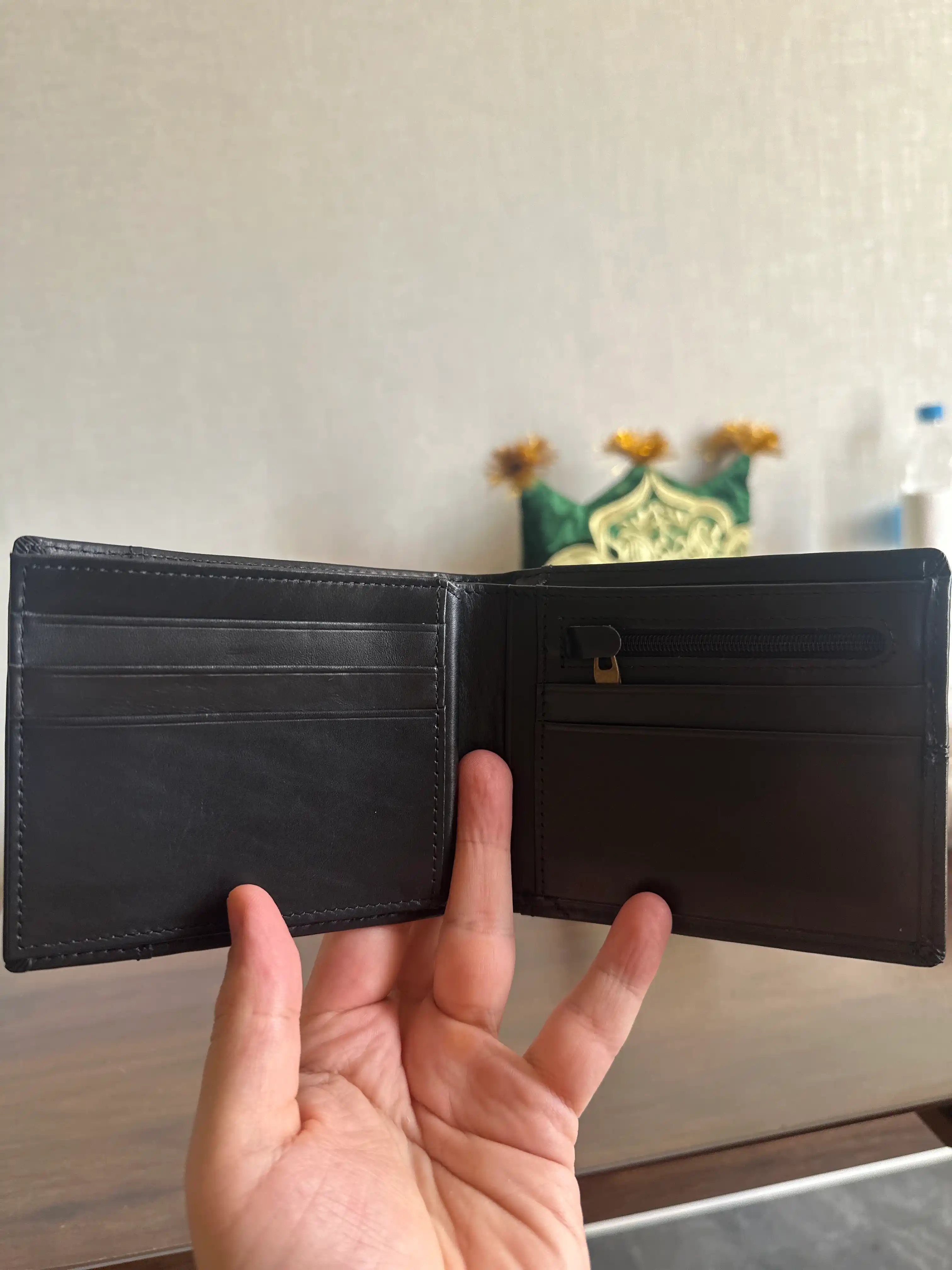 Erkaklar hamyoni Genuine Leather Classic Black