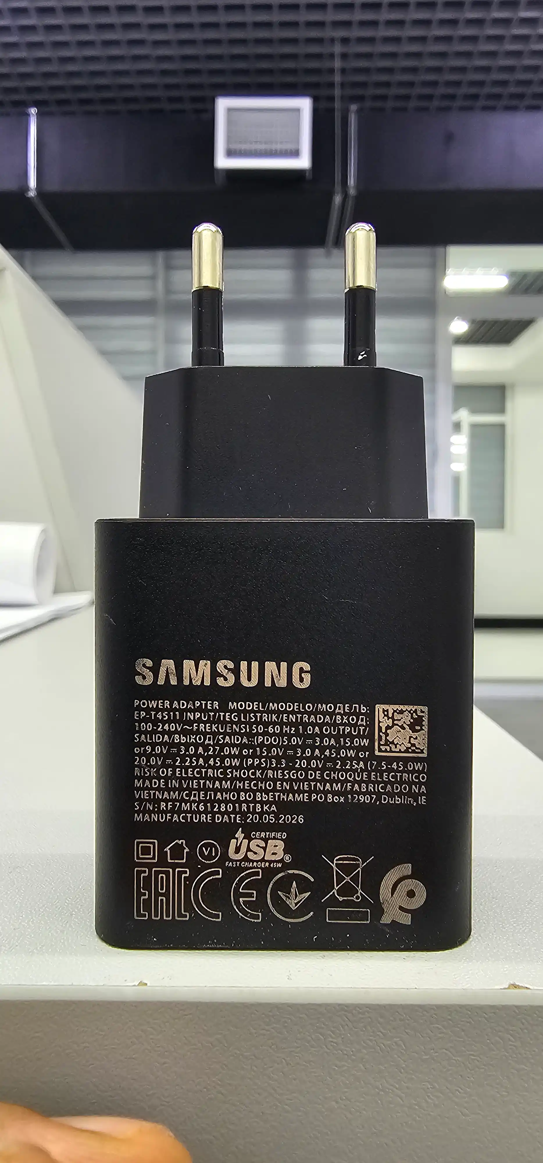 Сетевой адаптер Samsung 45 Вт USB-C (Type-C), EP-T4511