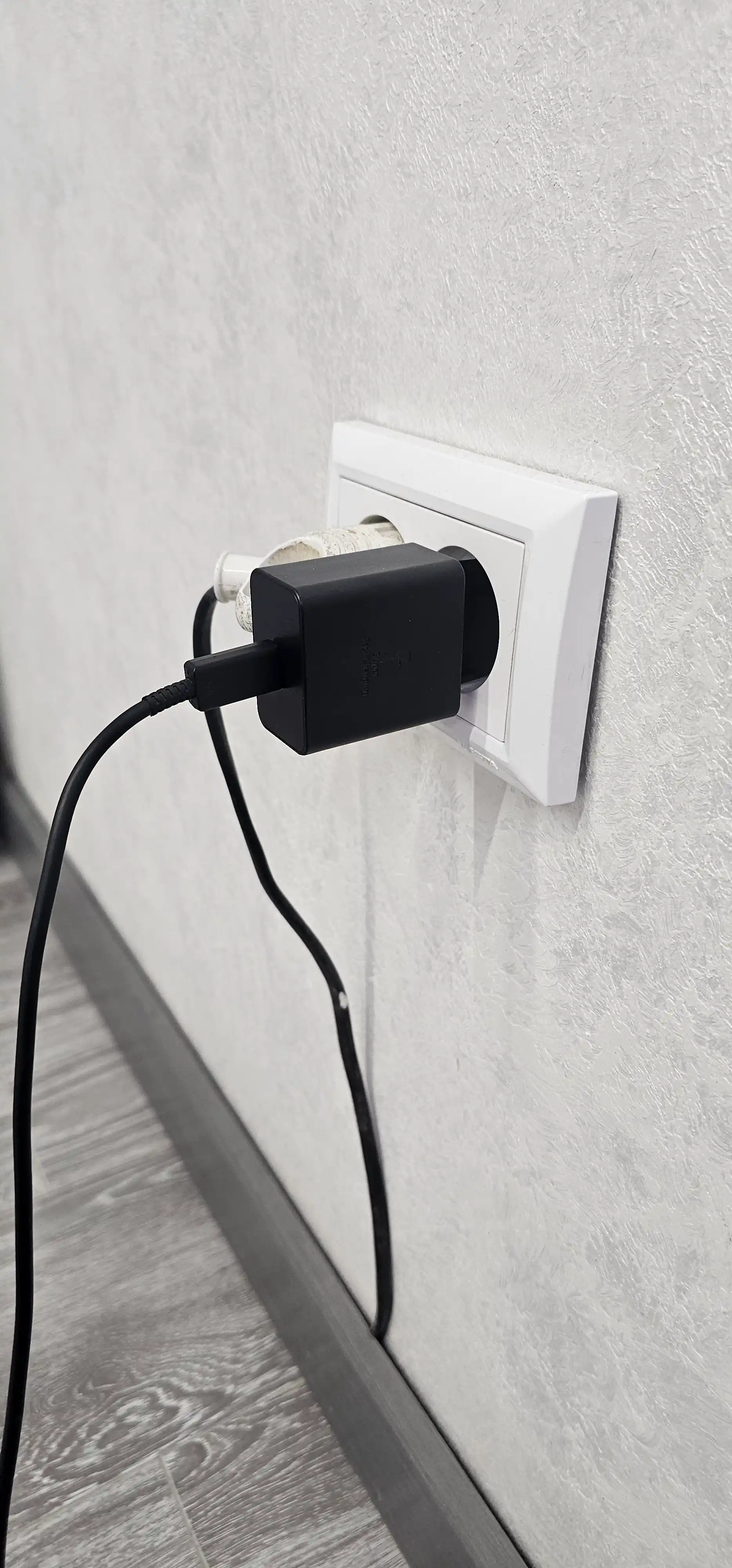 Сетевой адаптер Samsung 45 Вт USB-C (Type-C), EP-T4511