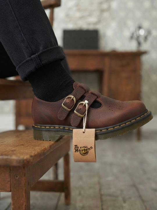 Ayollar loferlari, 100% tabiiy charm, "DRMARTENS"