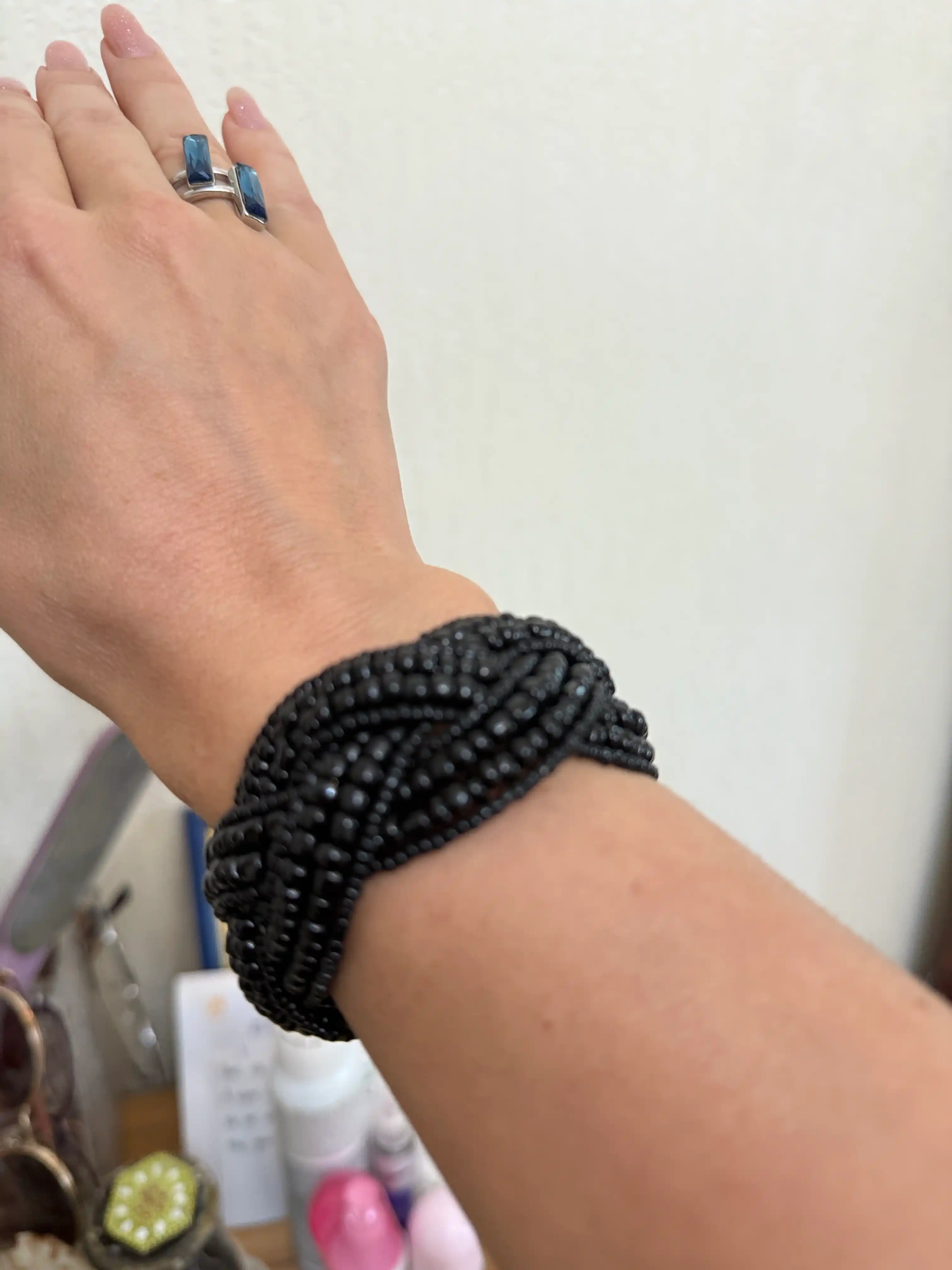 Premium sifatli bilaguzuk, qo‘l ishi  — Thailand Art Collection