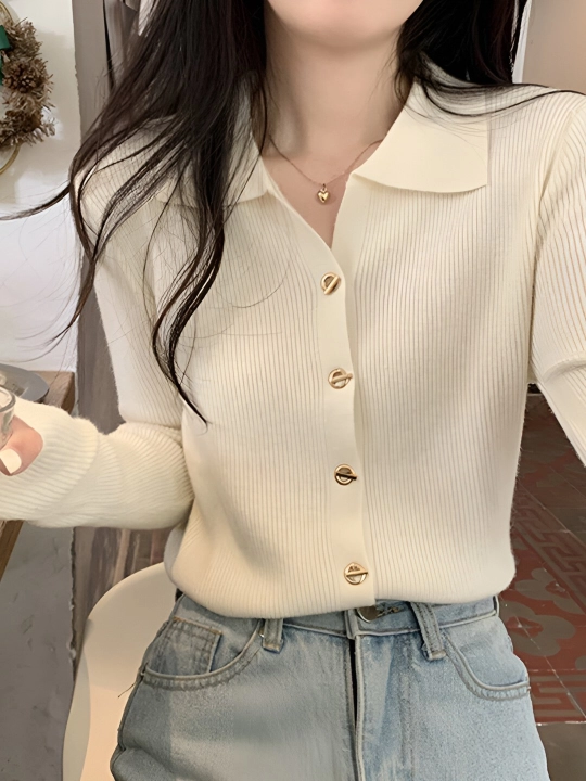 Ayollar kardigani