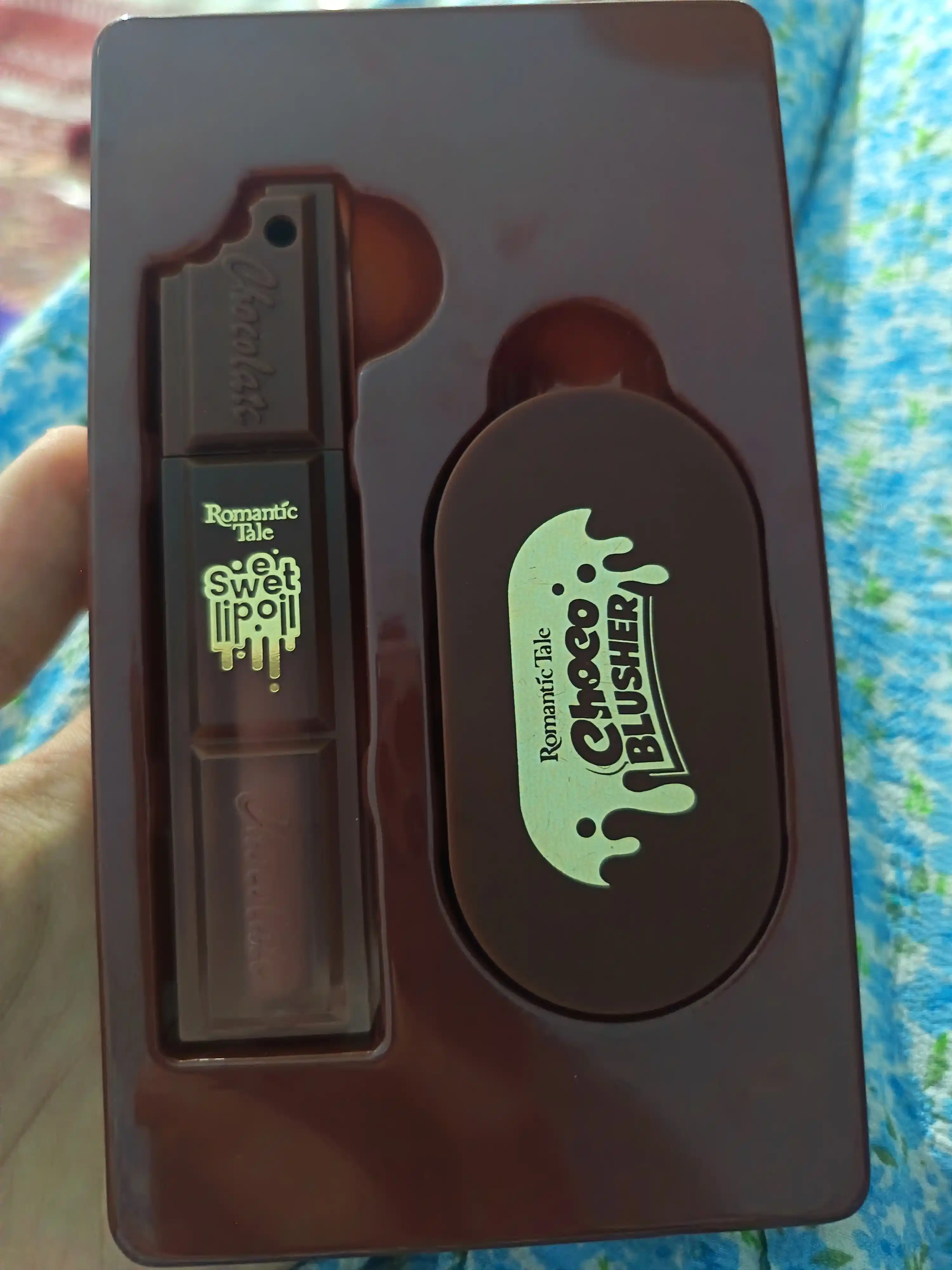 Набор 2 в 1 , кремовые румяна Choco Blusher и Масло для губ Sweet Lipoil