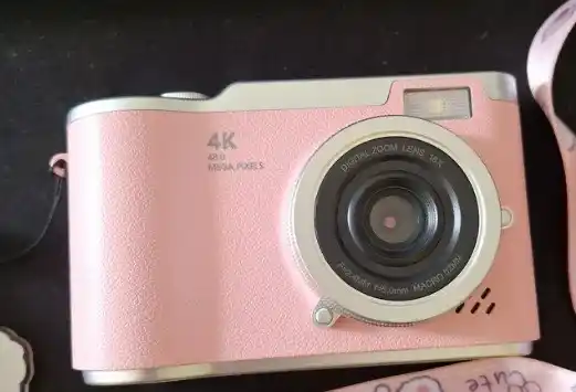 Raqamli kamera (fotoparat), foto kamera, retro kamera, 8x zum, va 32 GB karta