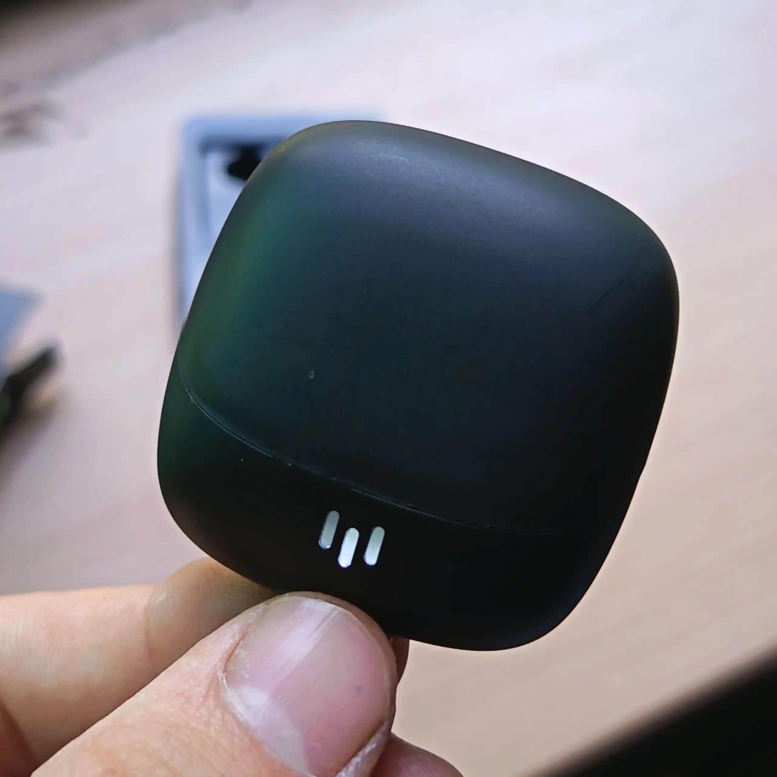 Simsiz, sensorli bluetooth quloqchinlar iPhone va Android uchun 2026