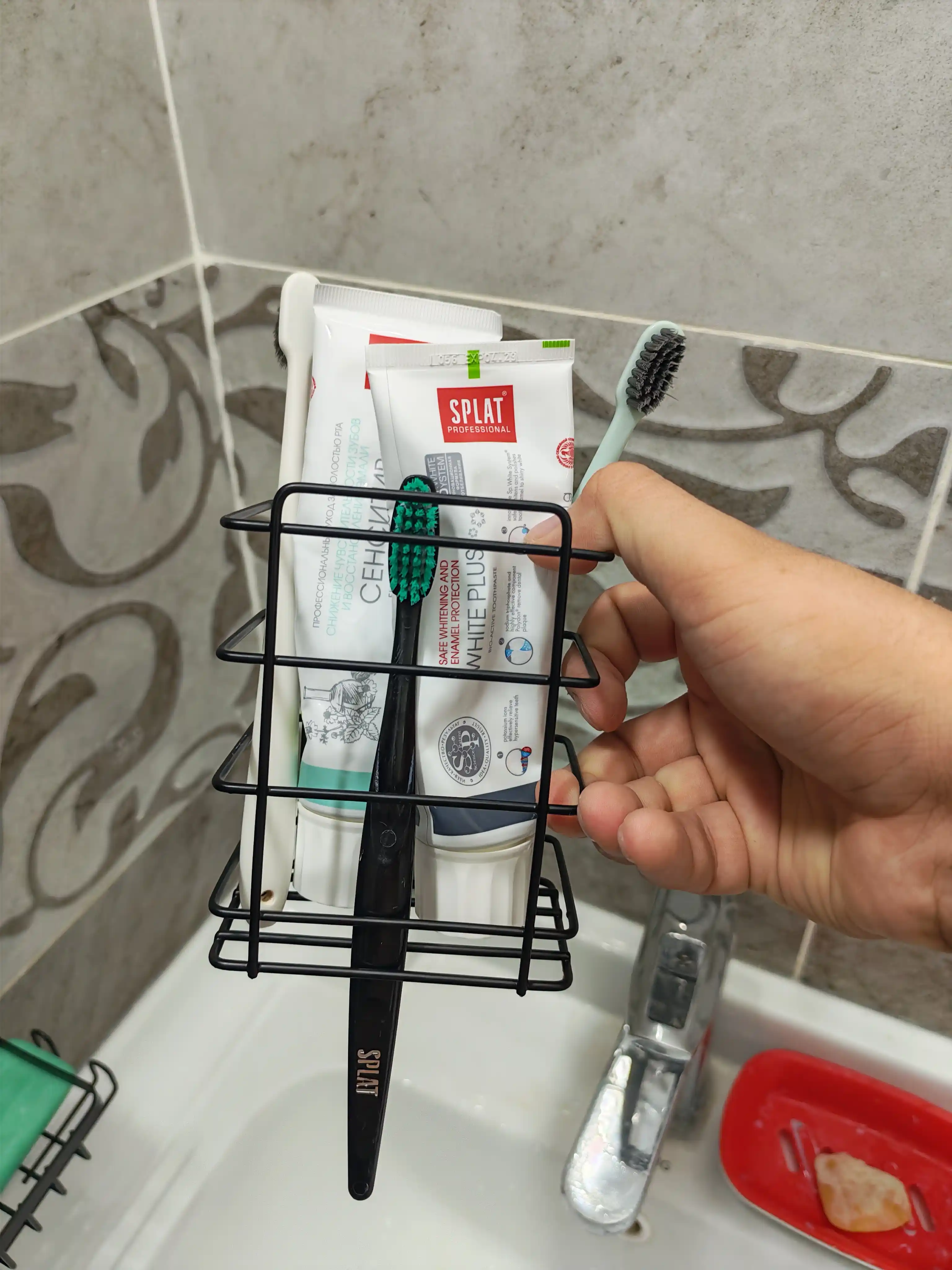 Полка для ванной и кухни, металлическая, угловая, на липучках