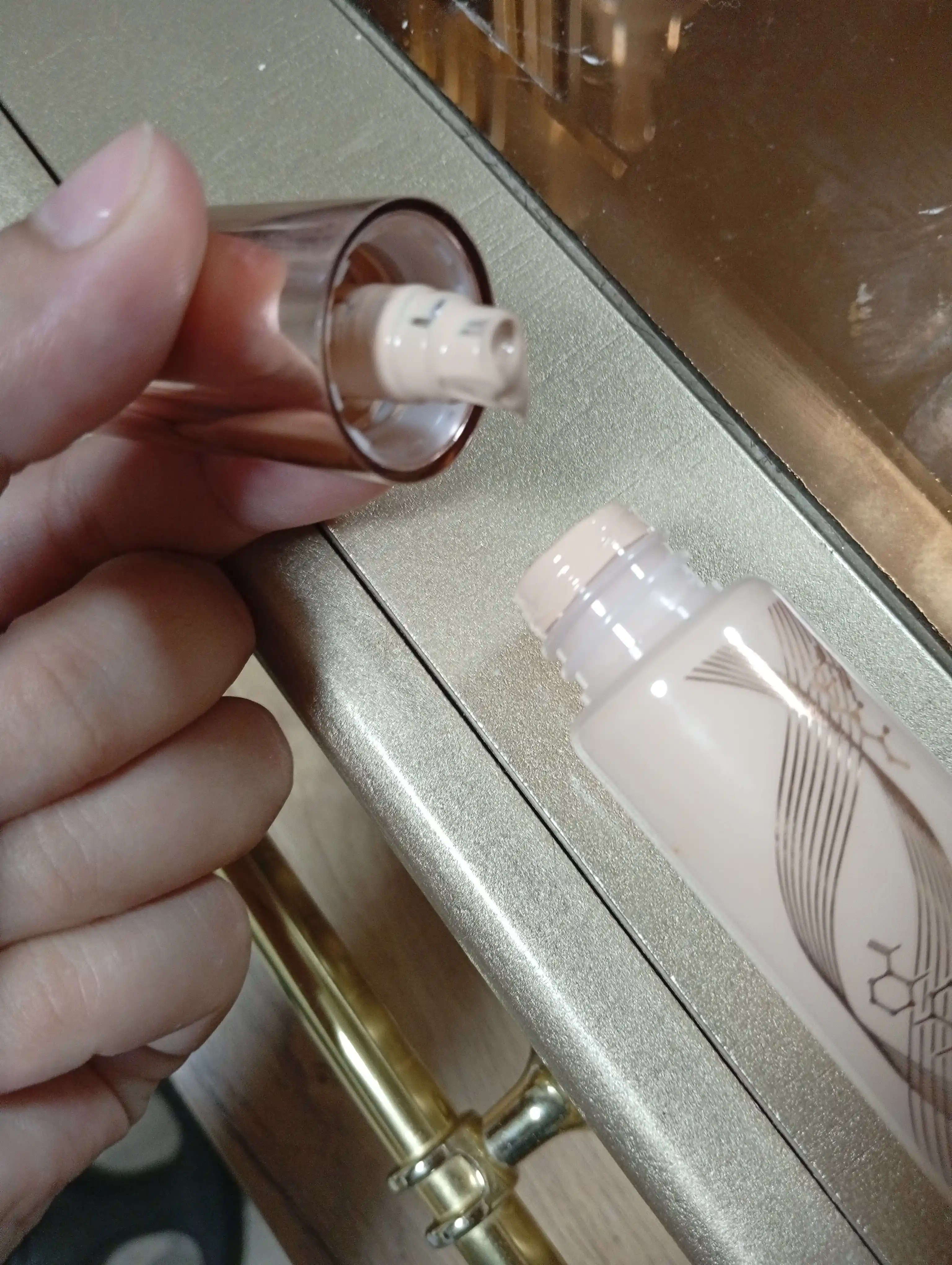 Тональная основа Charlotte Tilbury Charlotte’s Beautiful Skin Foundation, 30 мл