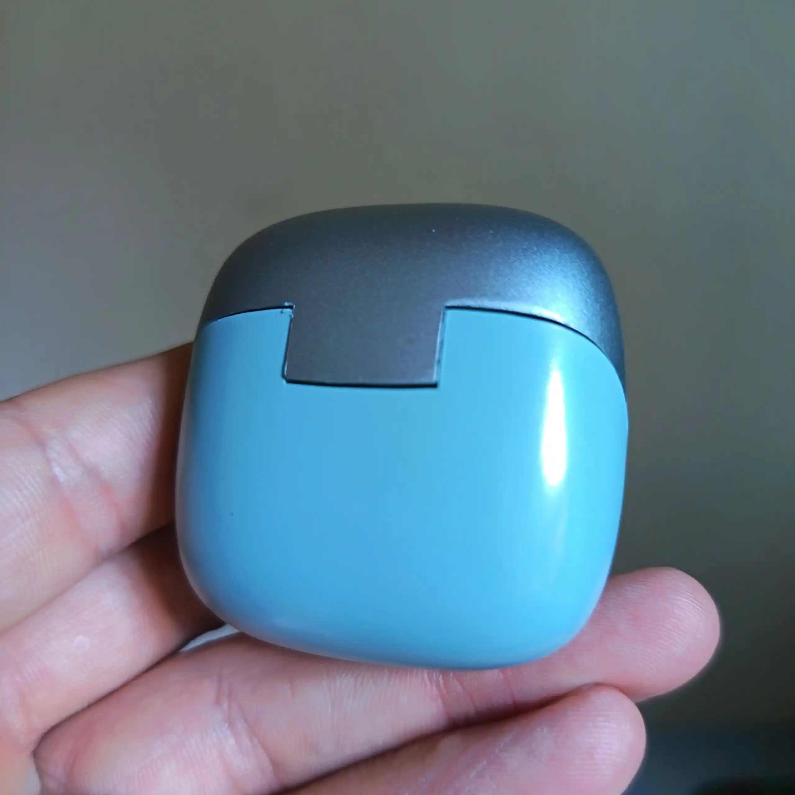 Simsiz, sensorli bluetooth quloqchinlar iPhone va Android uchun 2026
